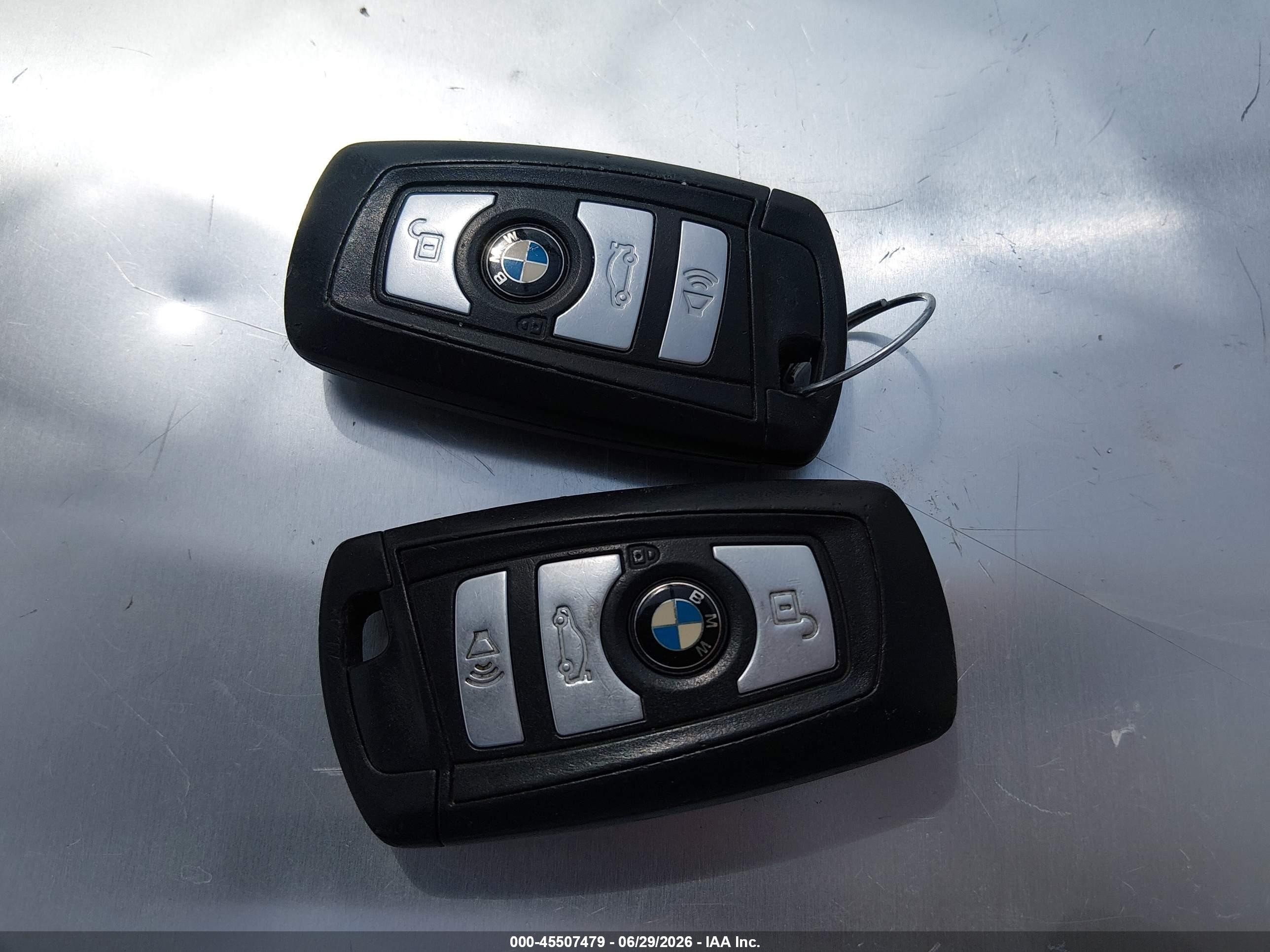 2012 Bmw 528i Xdrive White vin: WBAXH5C53CDW08374