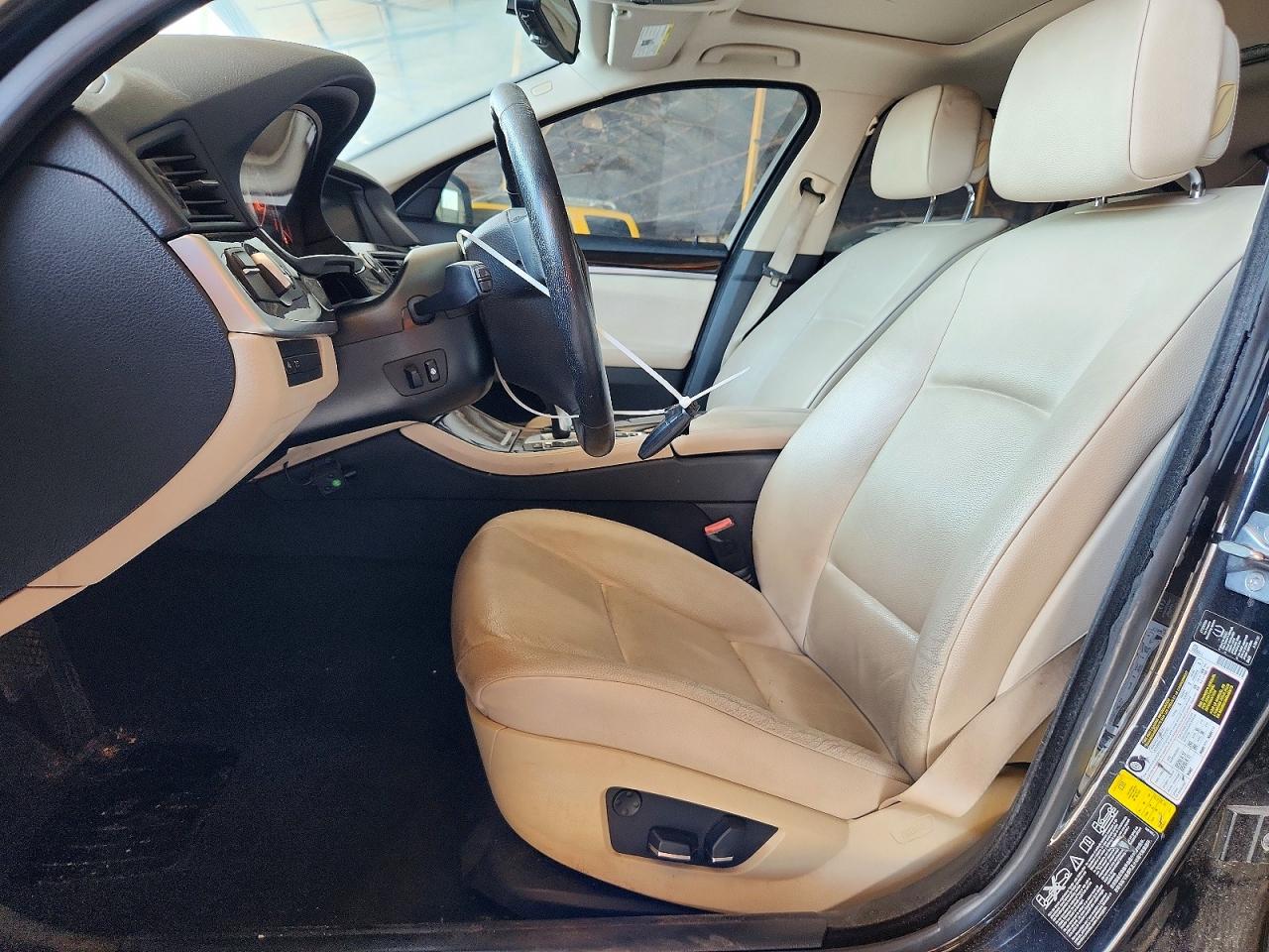 2012 Bmw 528 Xi Black vin: WBAXH5C53CDW10514