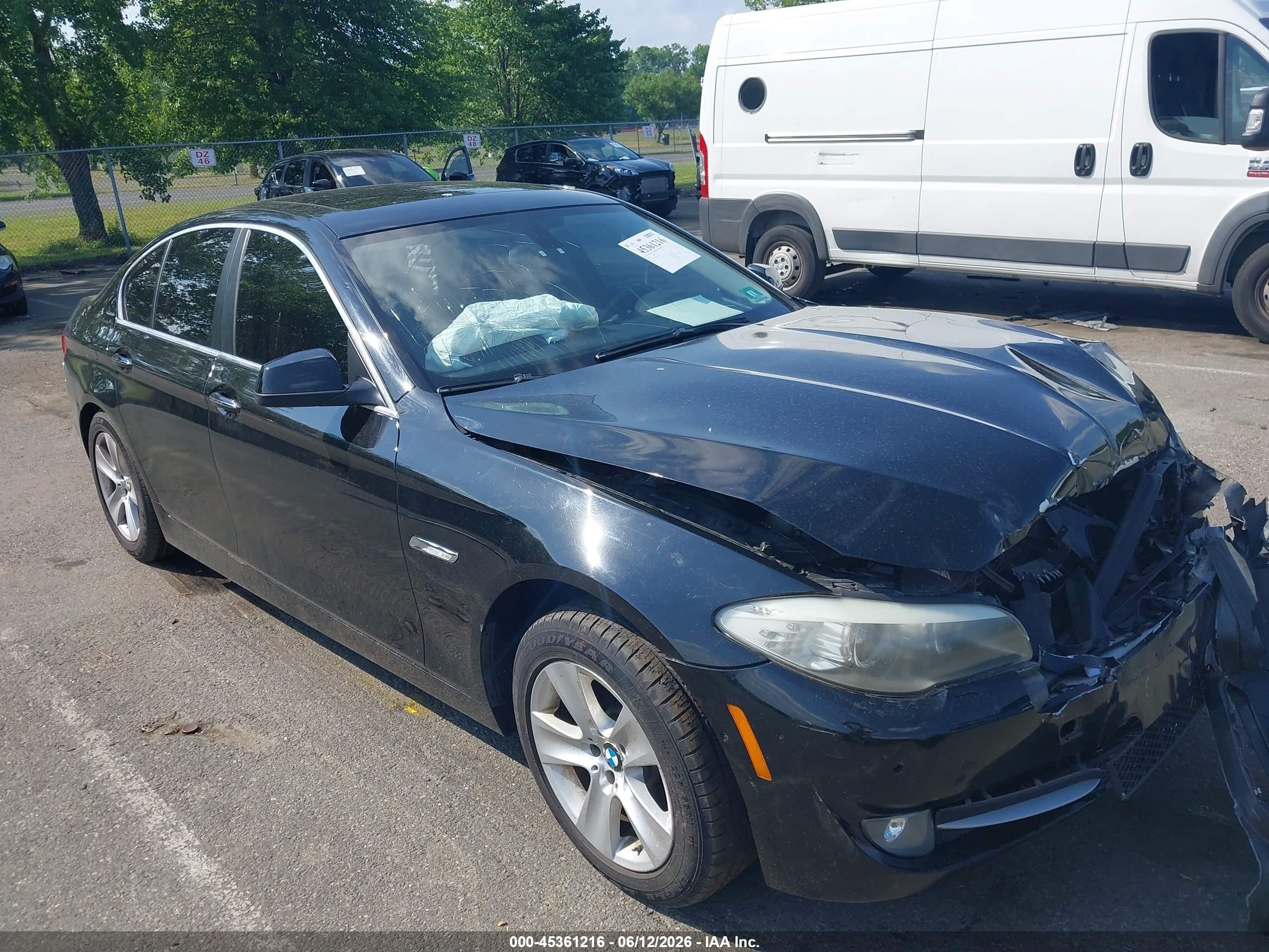 2013 Bmw 528i Xdrive Black vin: WBAXH5C53DDW14810
