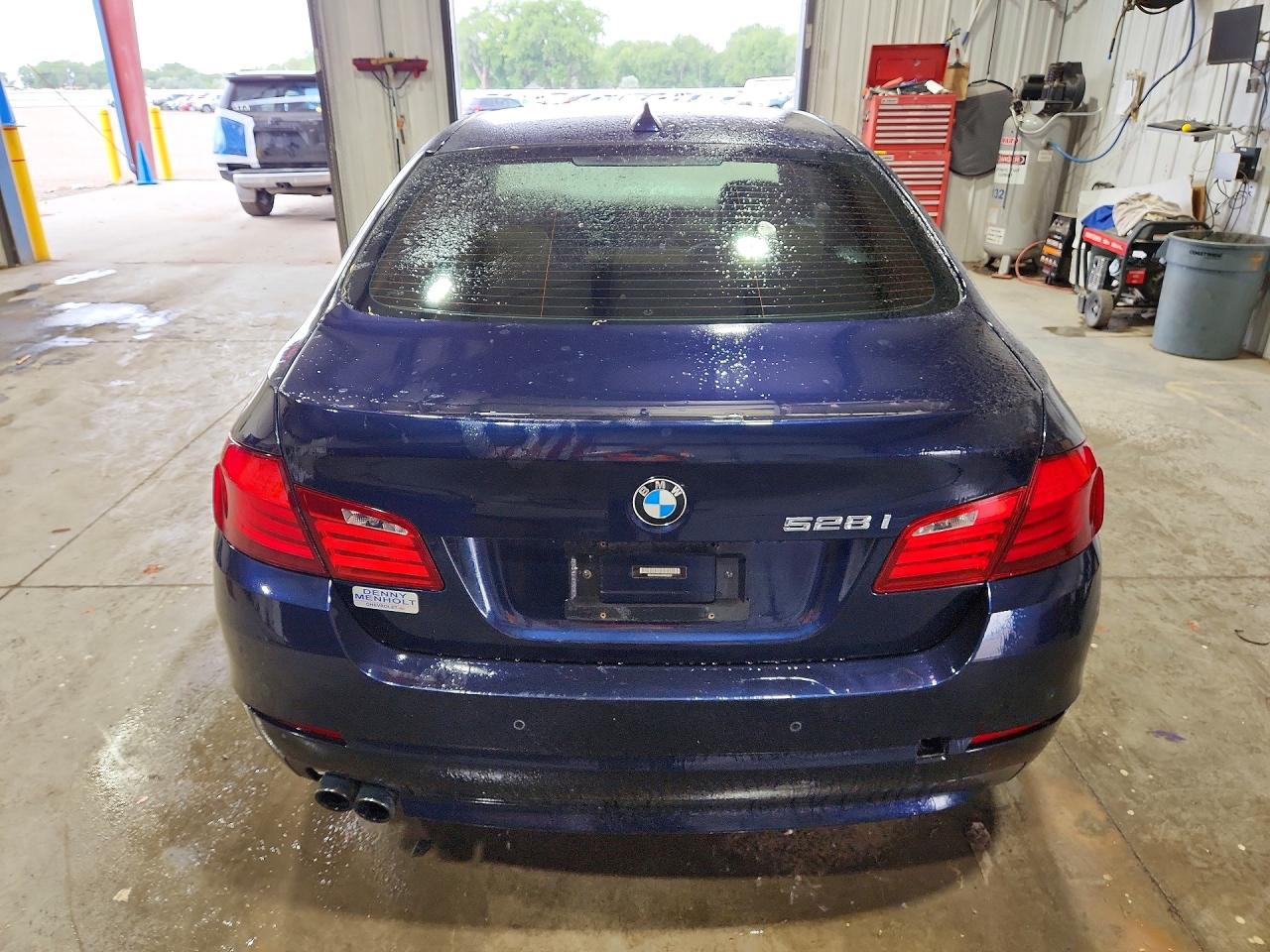 2012 Bmw 528 Xi Синий vin: WBAXH5C54CDW02261