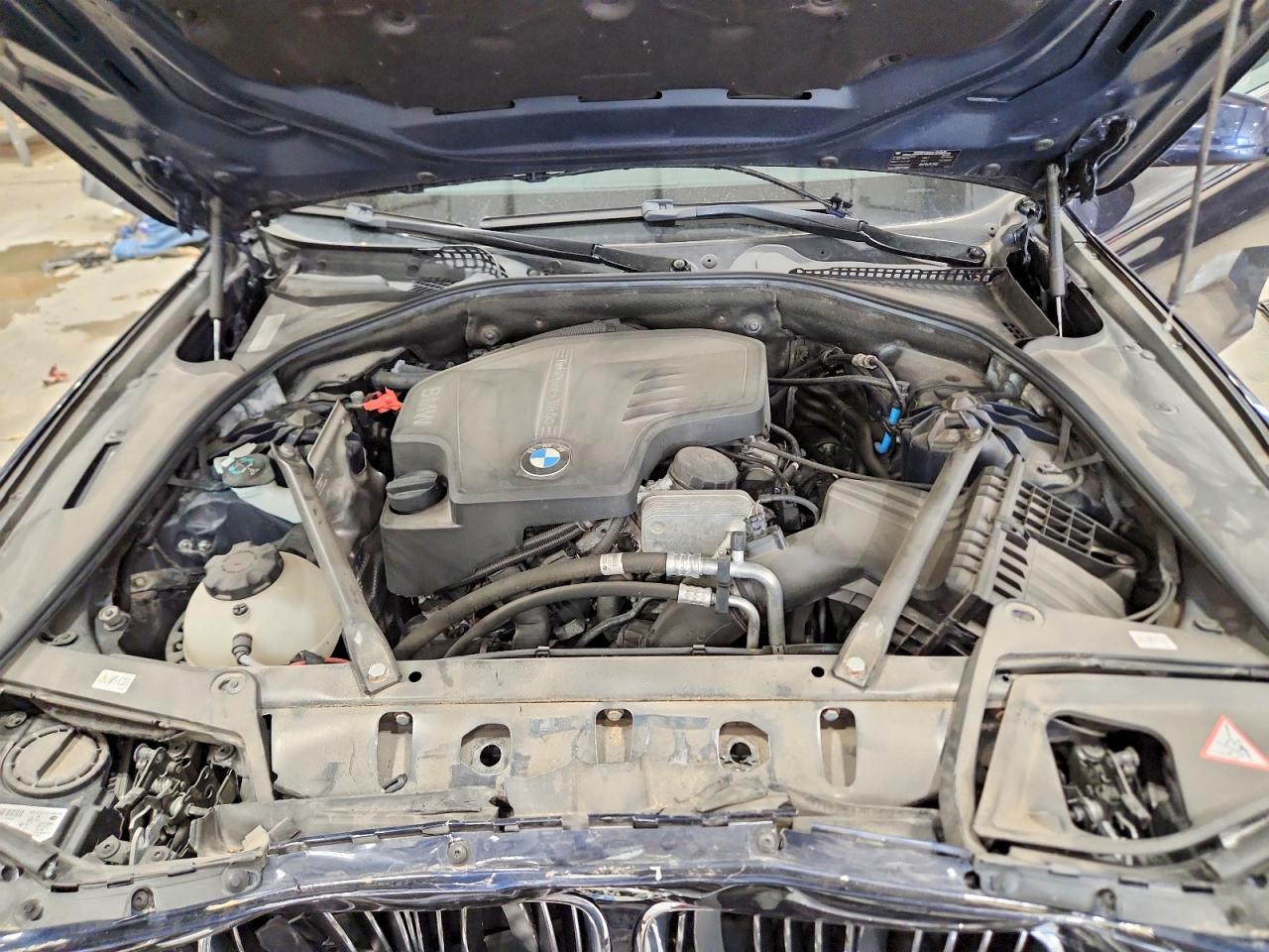 2012 Bmw 528 Xi Blue vin: WBAXH5C54CDW03913