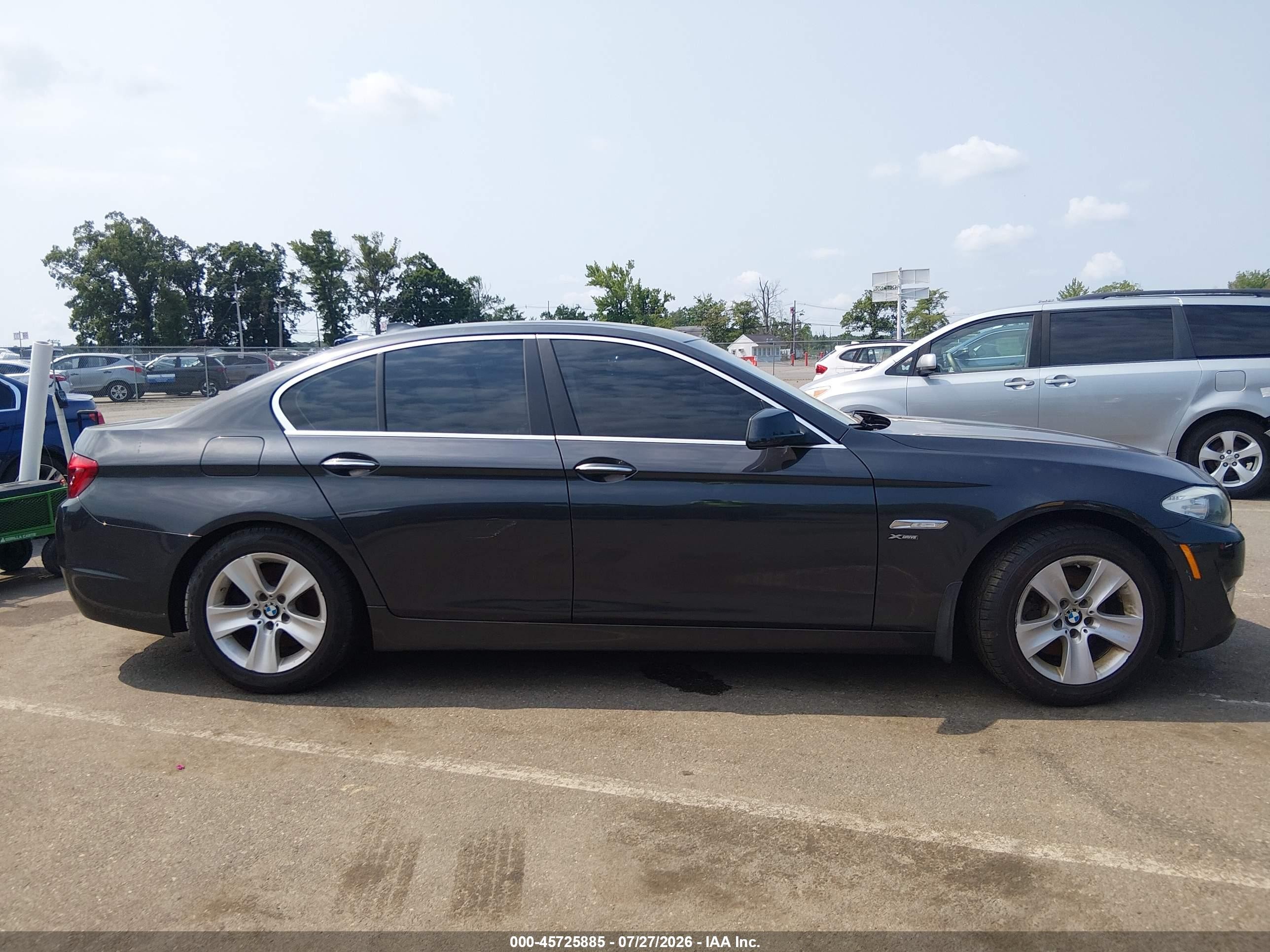 2012 Bmw 528i Xdrive Black vin: WBAXH5C54CDW07556