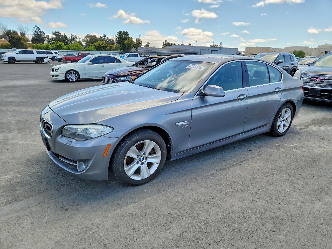 2012 Bmw 528 Xi Silver vin: WBAXH5C54CDW08156