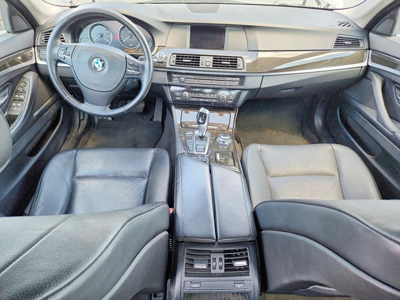 2012 Bmw 528 Xi Silver vin: WBAXH5C54CDW08156