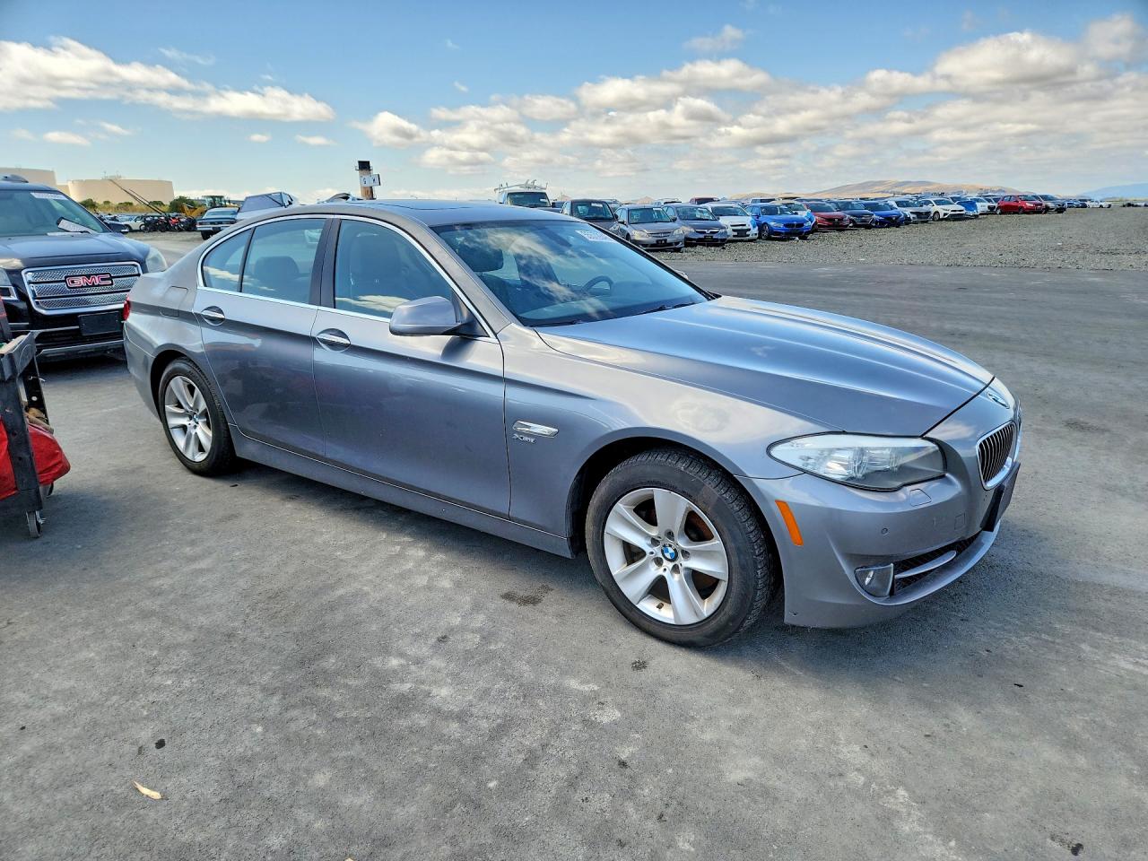 2012 Bmw 528 Xi Silver vin: WBAXH5C54CDW08156