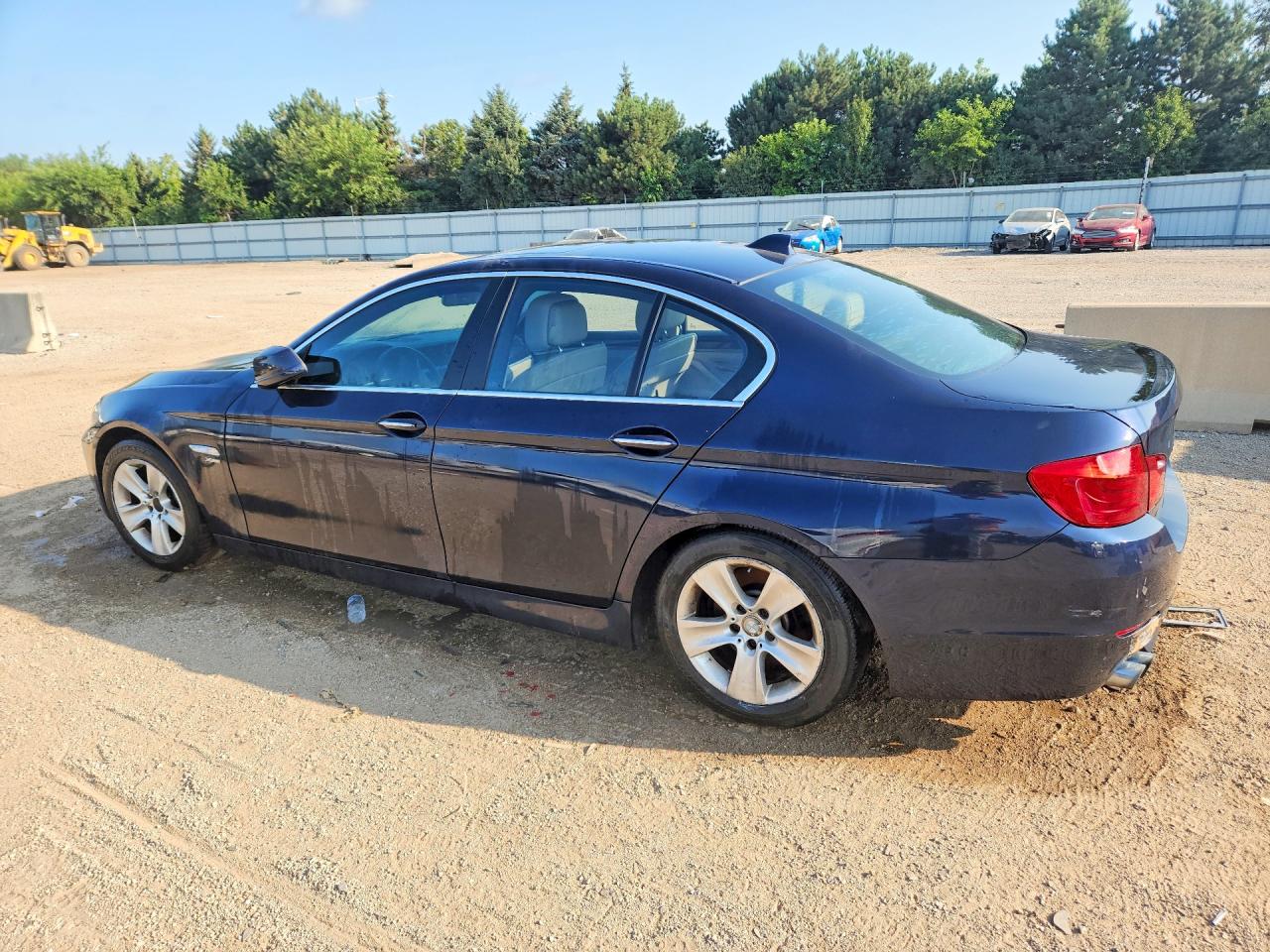 2012 Bmw 528 Xi Blue vin: WBAXH5C54CDW08318