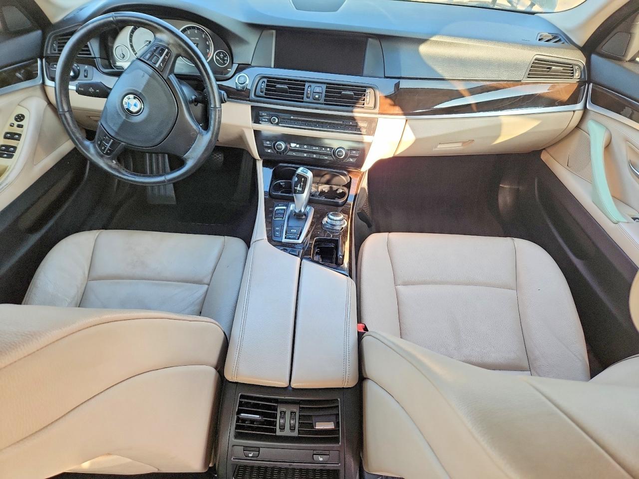 2012 Bmw 528 Xi Blue vin: WBAXH5C54CDW08318