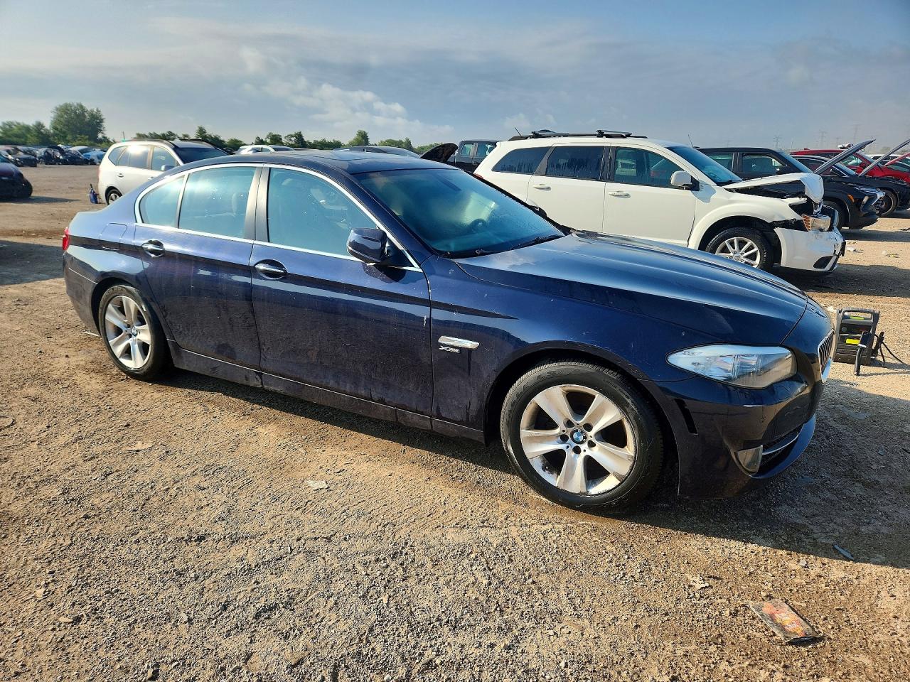 2012 Bmw 528 Xi Blue vin: WBAXH5C54CDW08318