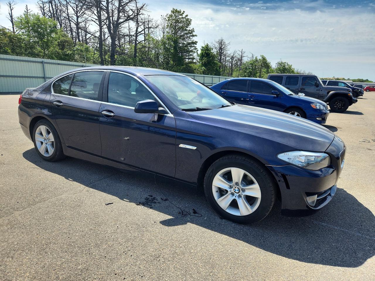 2013 Bmw 528 Blue vin: WBAXH5C54DD109603