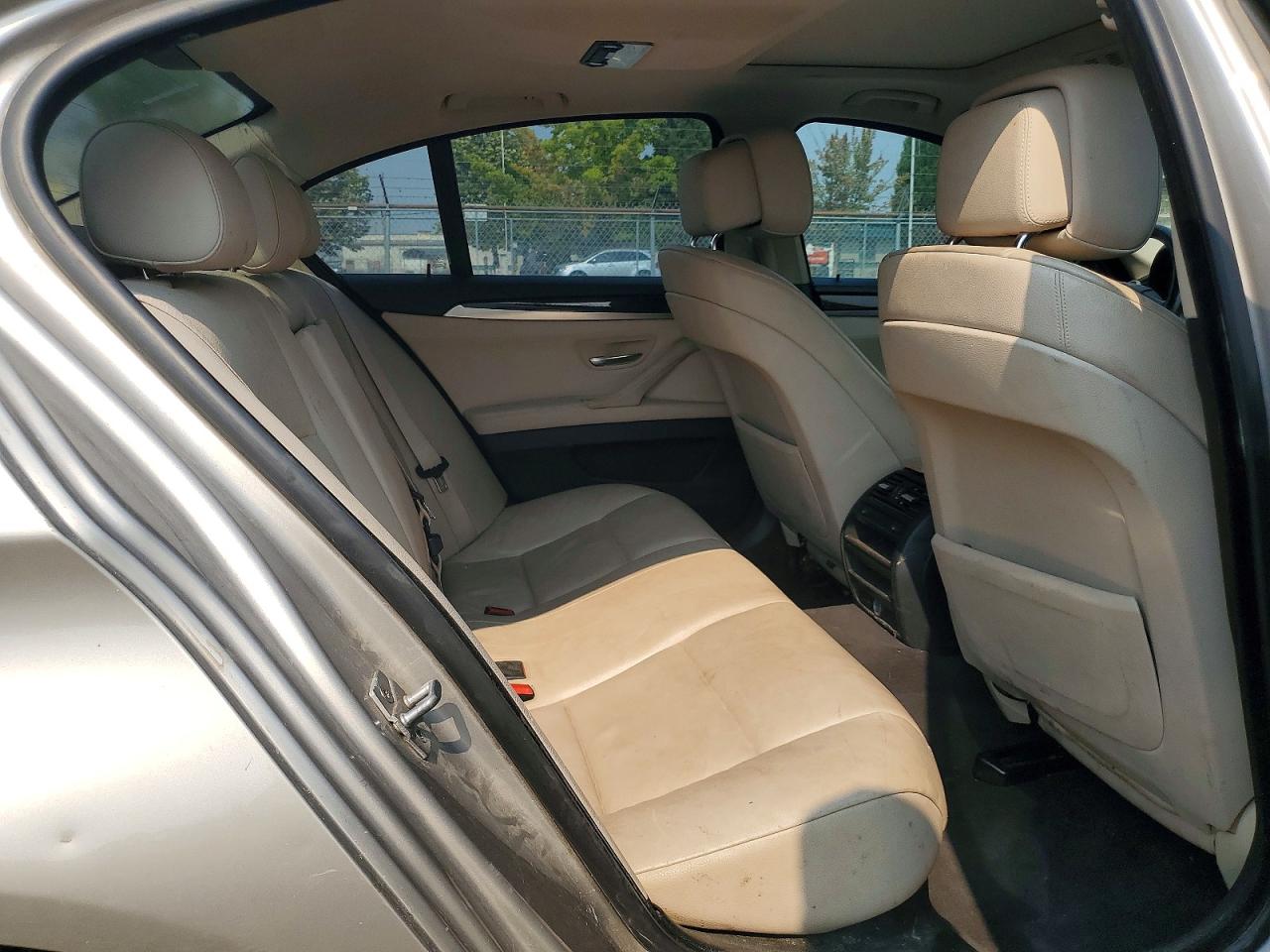 2012 Bmw 528 Xi Бежевый vin: WBAXH5C55CC595178