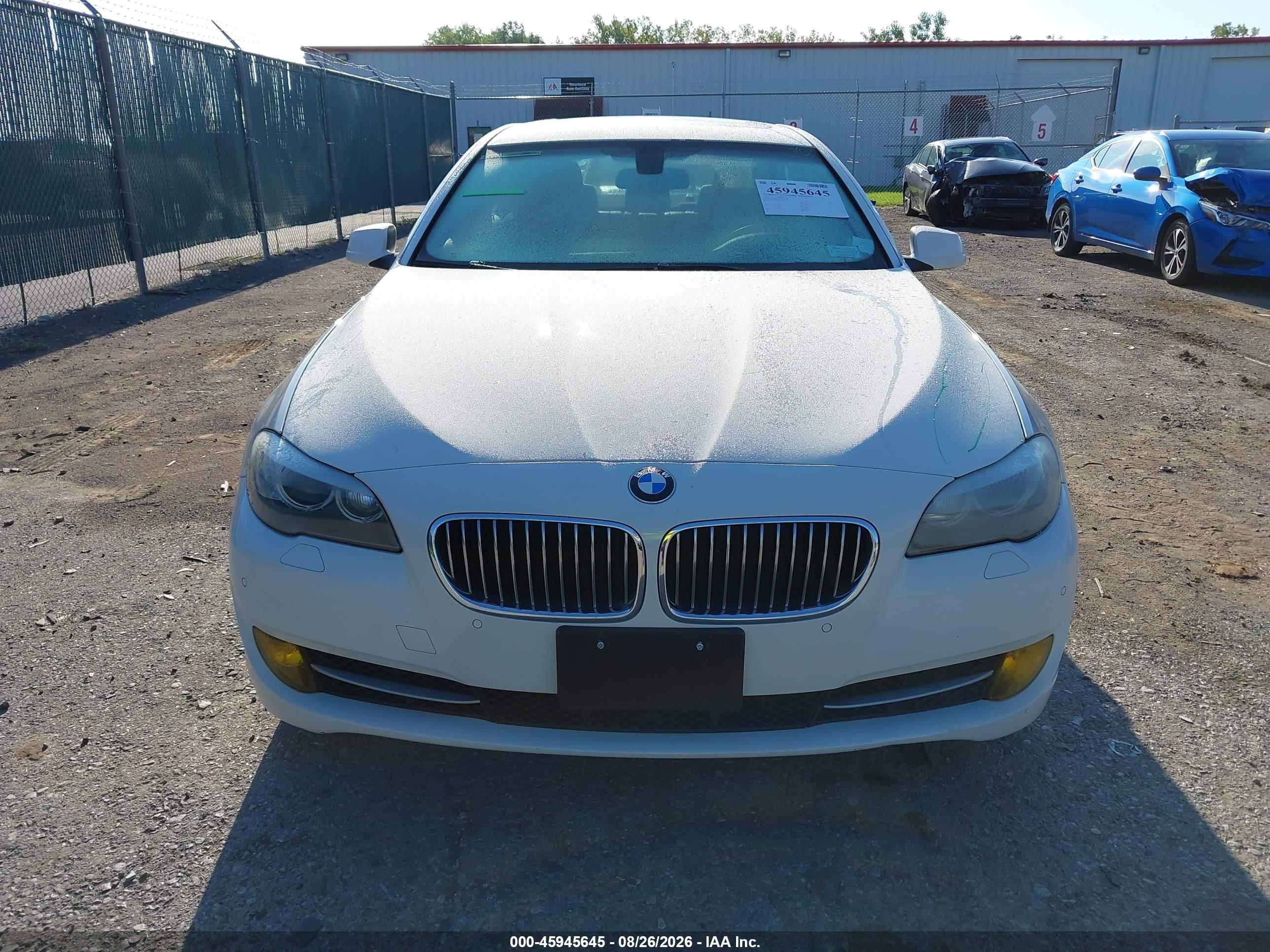 2013 Bmw 528i Xdrive White vin: WBAXH5C55DD113045