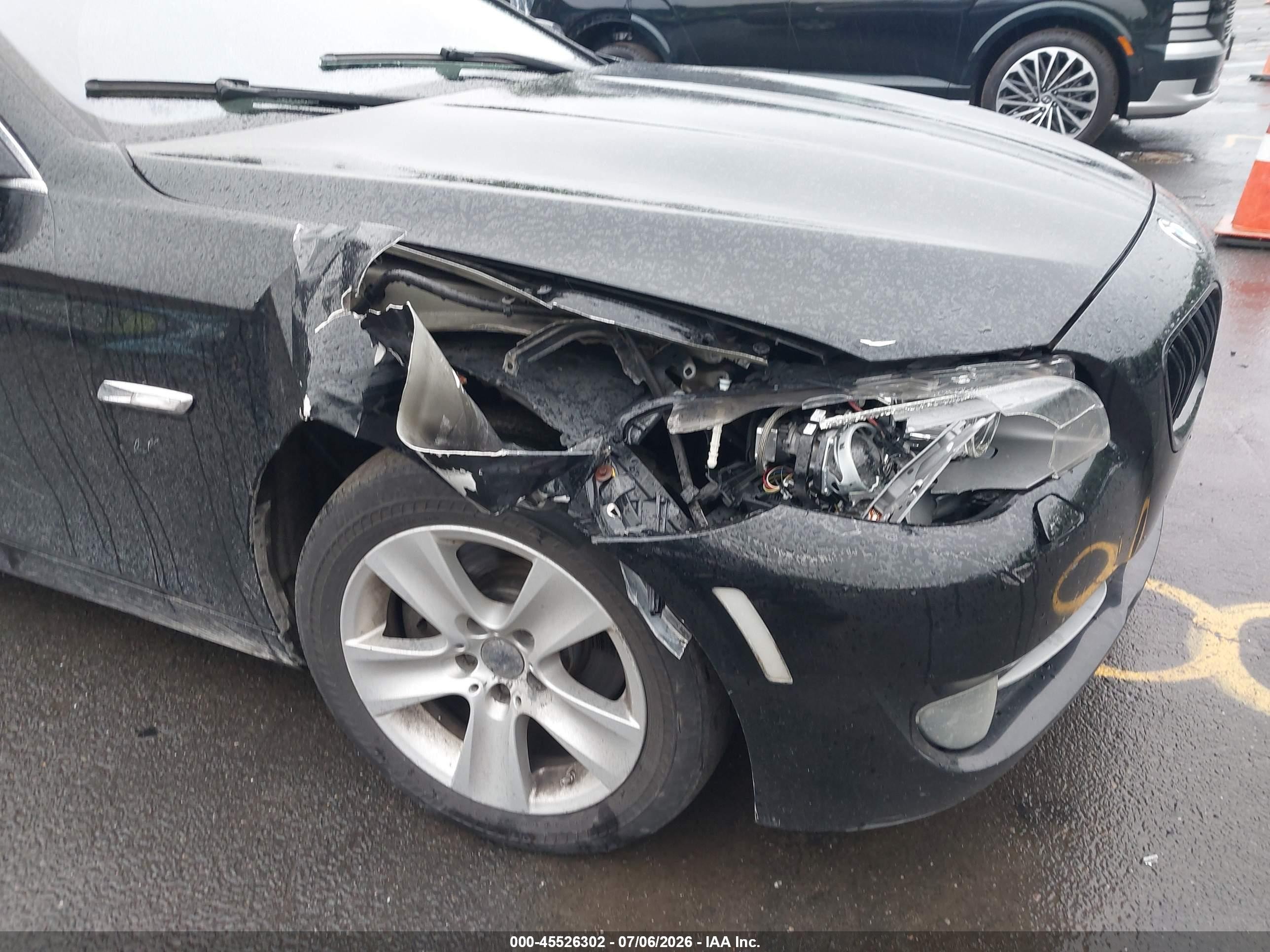 2013 Bmw 528i Xdrive Черный vin: WBAXH5C55DDW12671