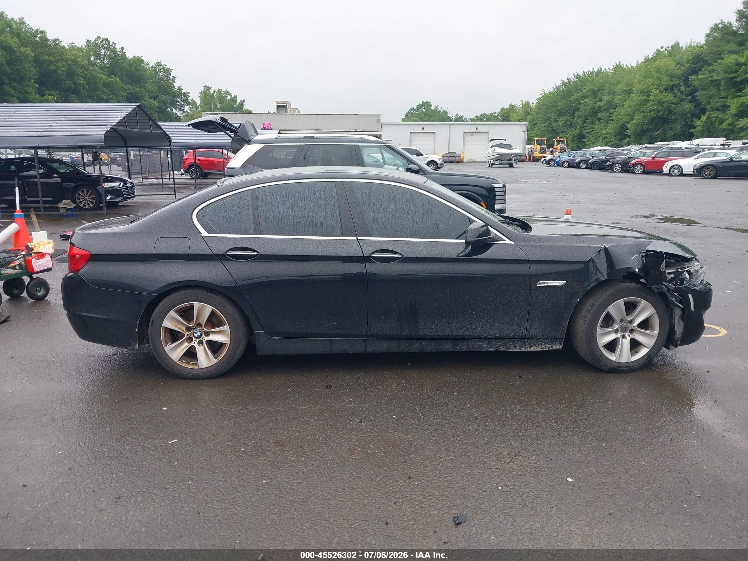 2013 Bmw 528i Xdrive Черный vin: WBAXH5C55DDW12671