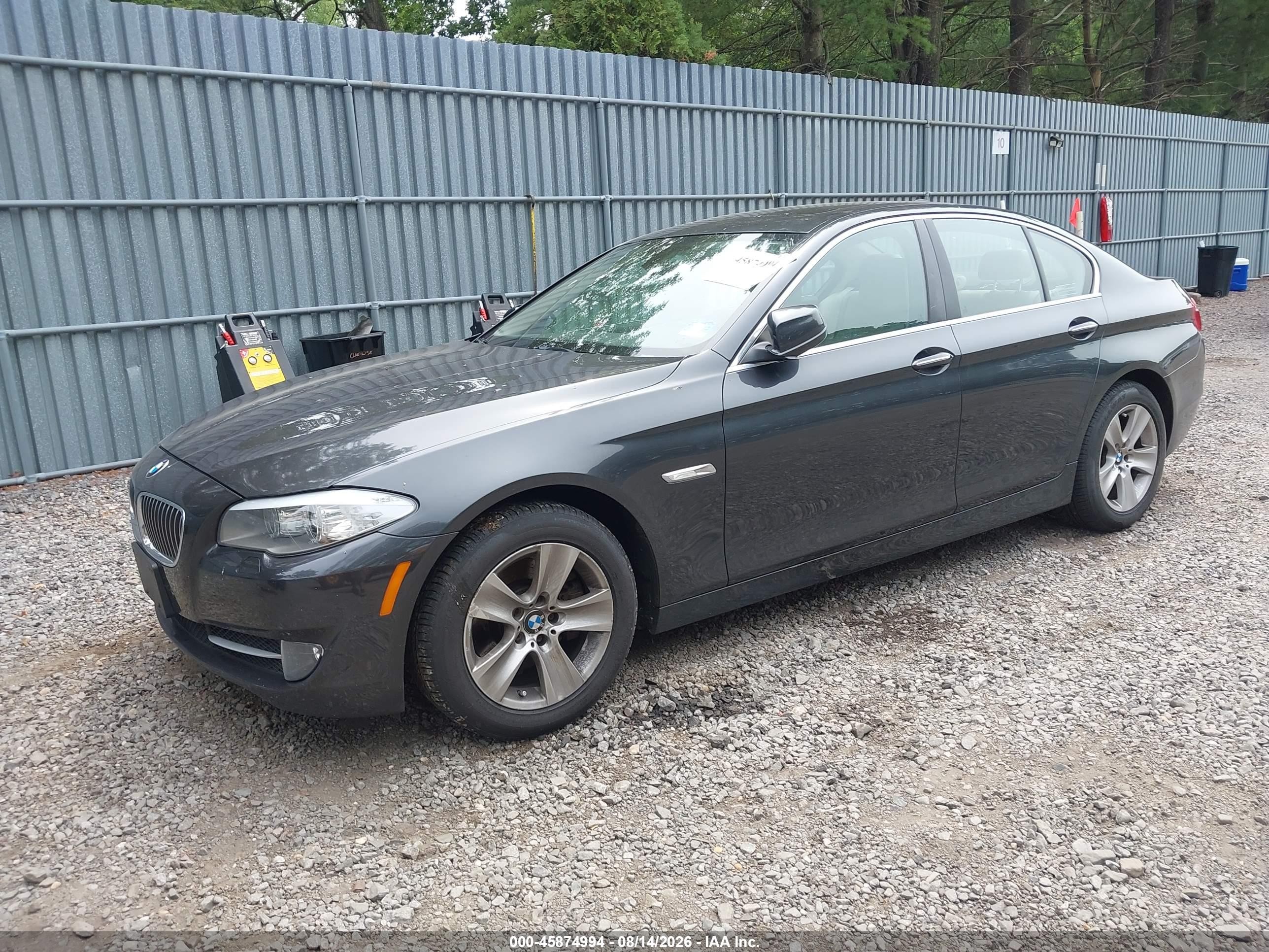 2013 Bmw 528i Xdrive Серый vin: WBAXH5C55DDW15795