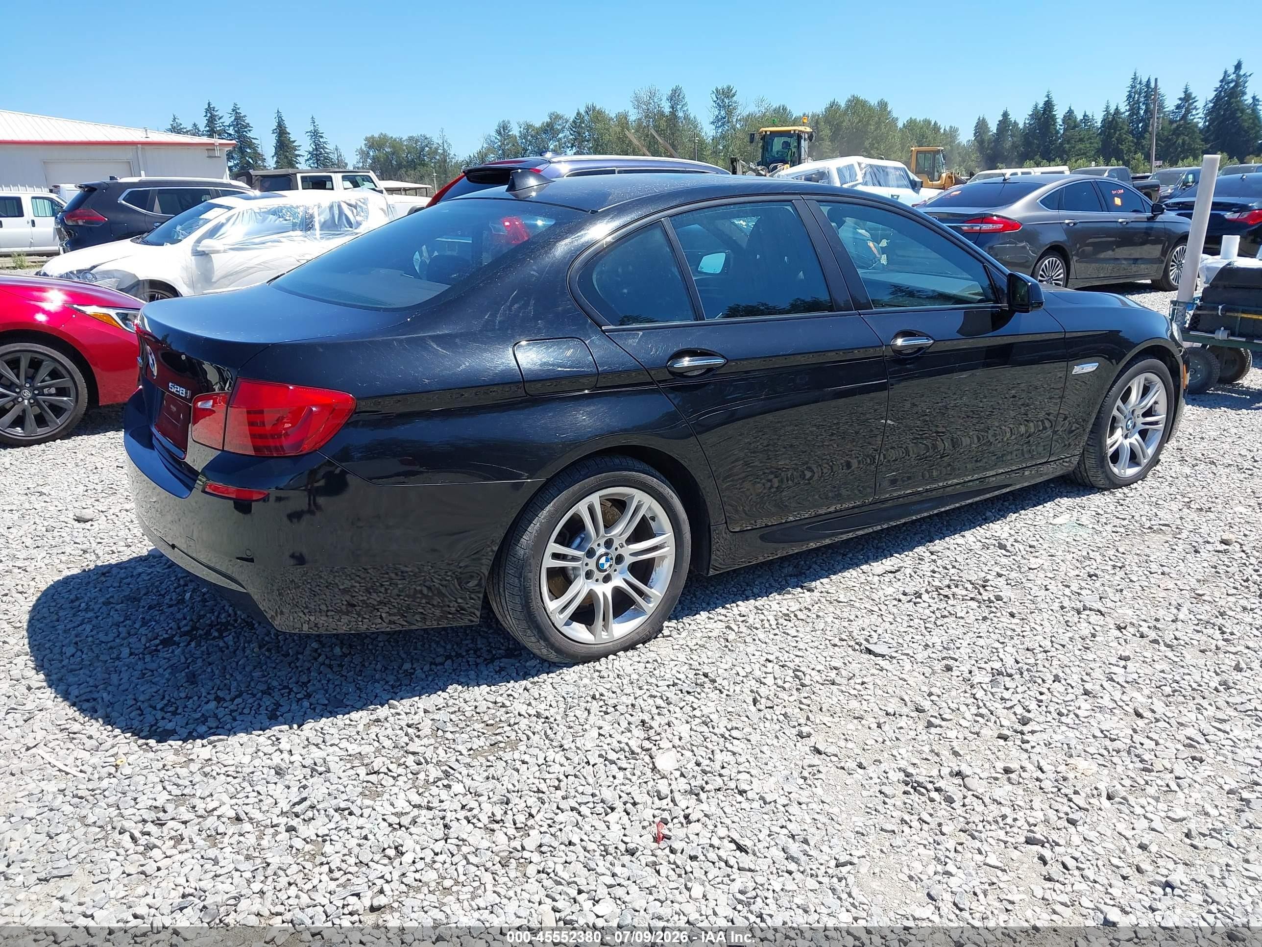 2013 Bmw 528i Xdrive Черный vin: WBAXH5C55DDW16526