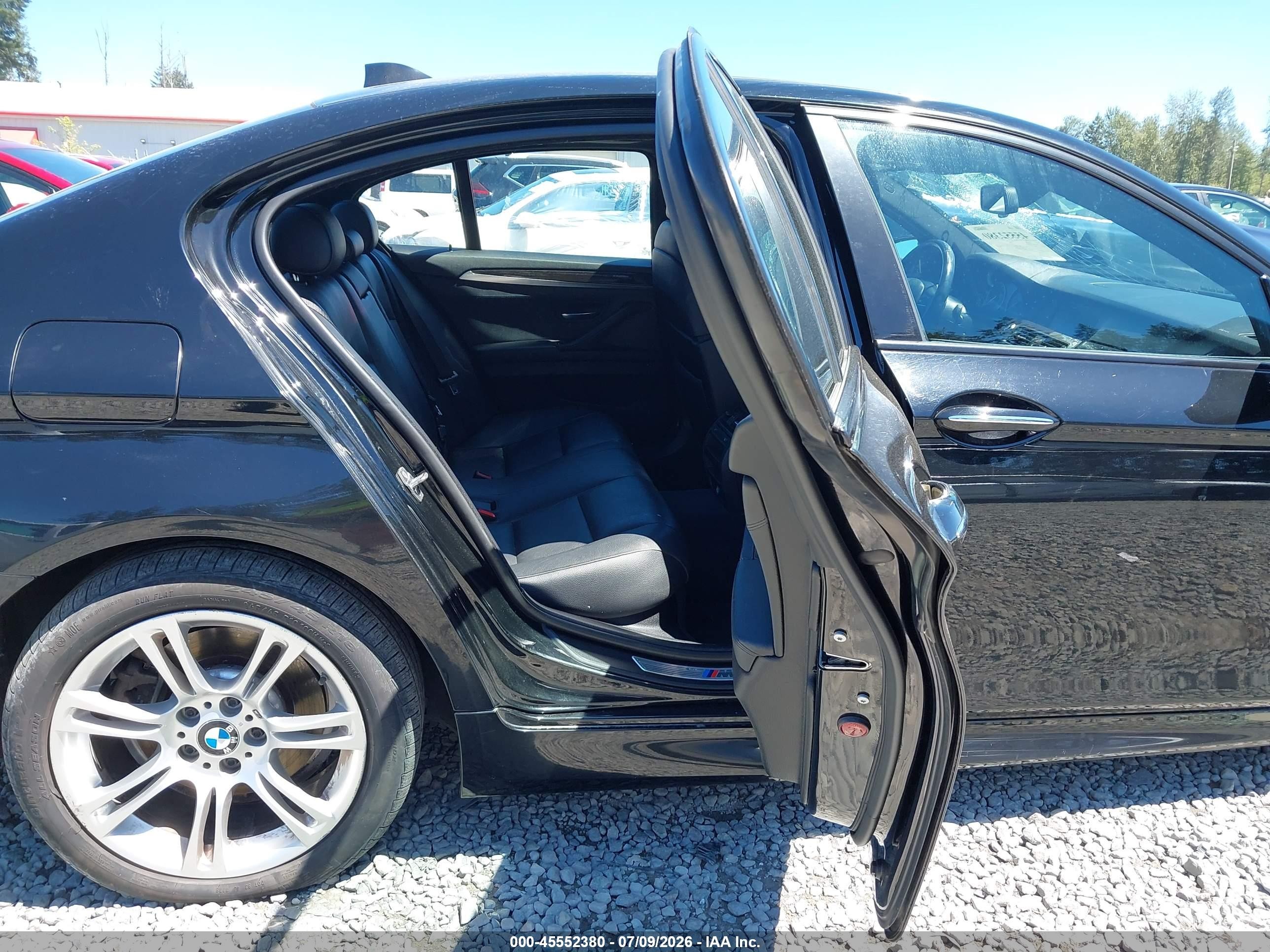2013 Bmw 528i Xdrive Черный vin: WBAXH5C55DDW16526