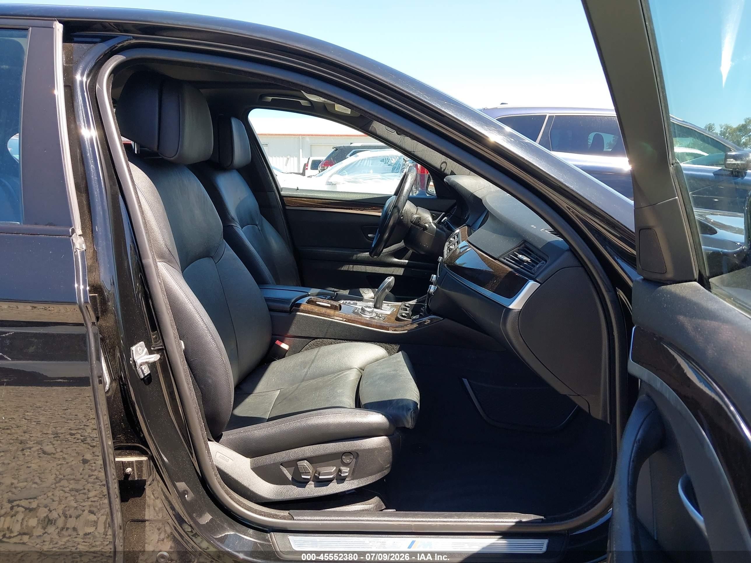 2013 Bmw 528i Xdrive Черный vin: WBAXH5C55DDW16526