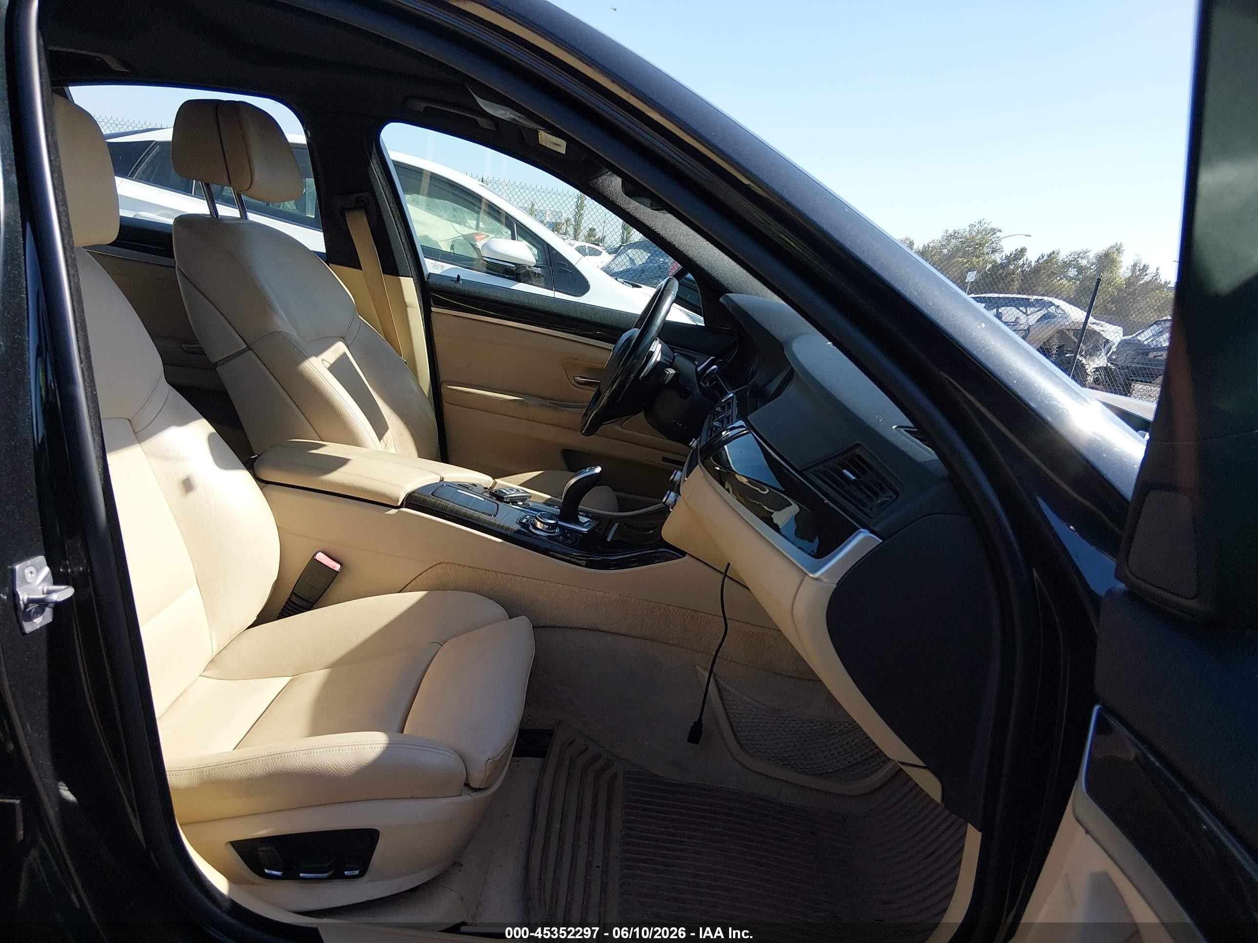 2012 Bmw 528i Xdrive Black vin: WBAXH5C56CC595142