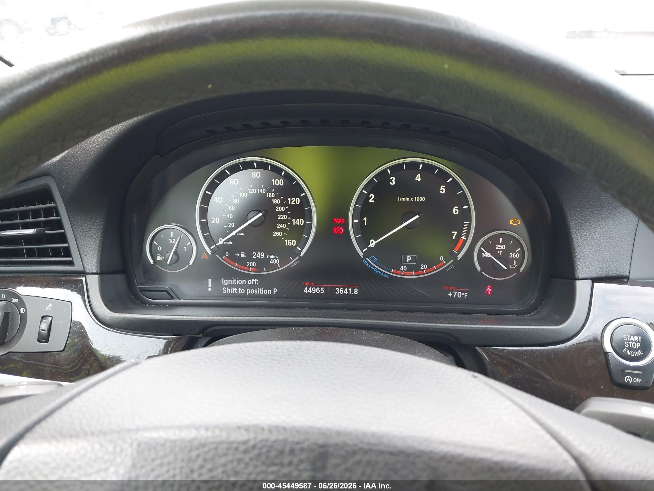 2013 Bmw 528i Xdrive Белый vin: WBAXH5C56DD107299