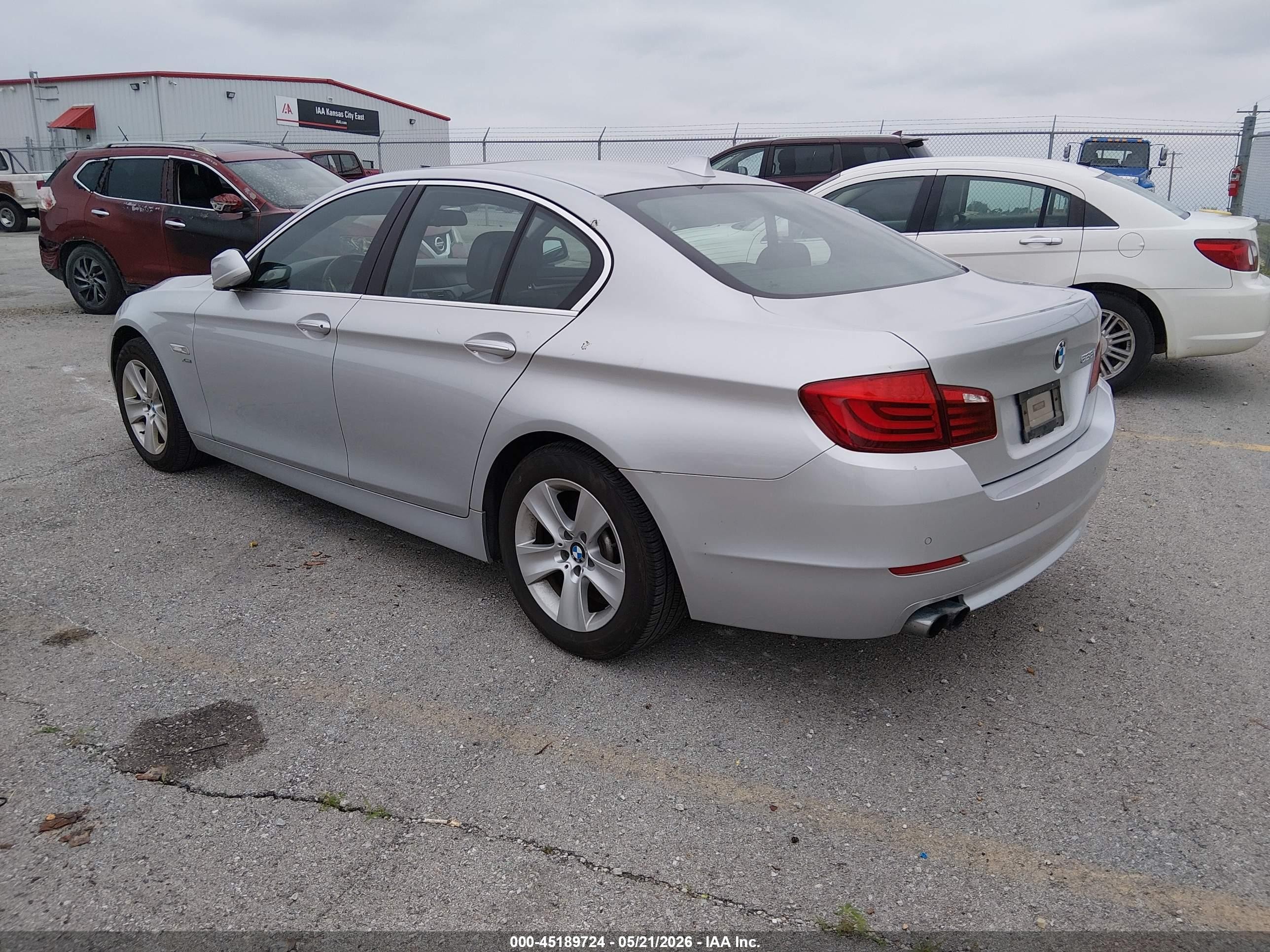 2012 Bmw 528i Xdrive Silver vin: WBAXH5C57CDW07096