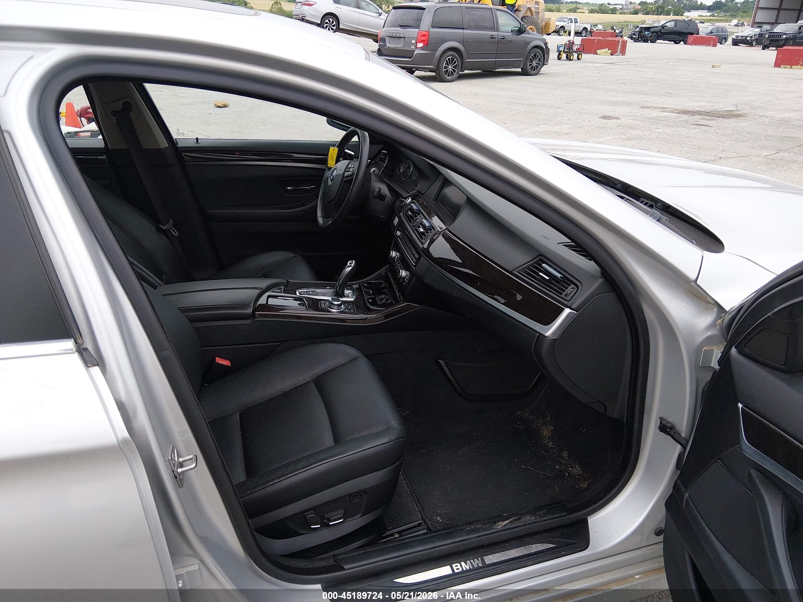 2012 Bmw 528i Xdrive Silver vin: WBAXH5C57CDW07096