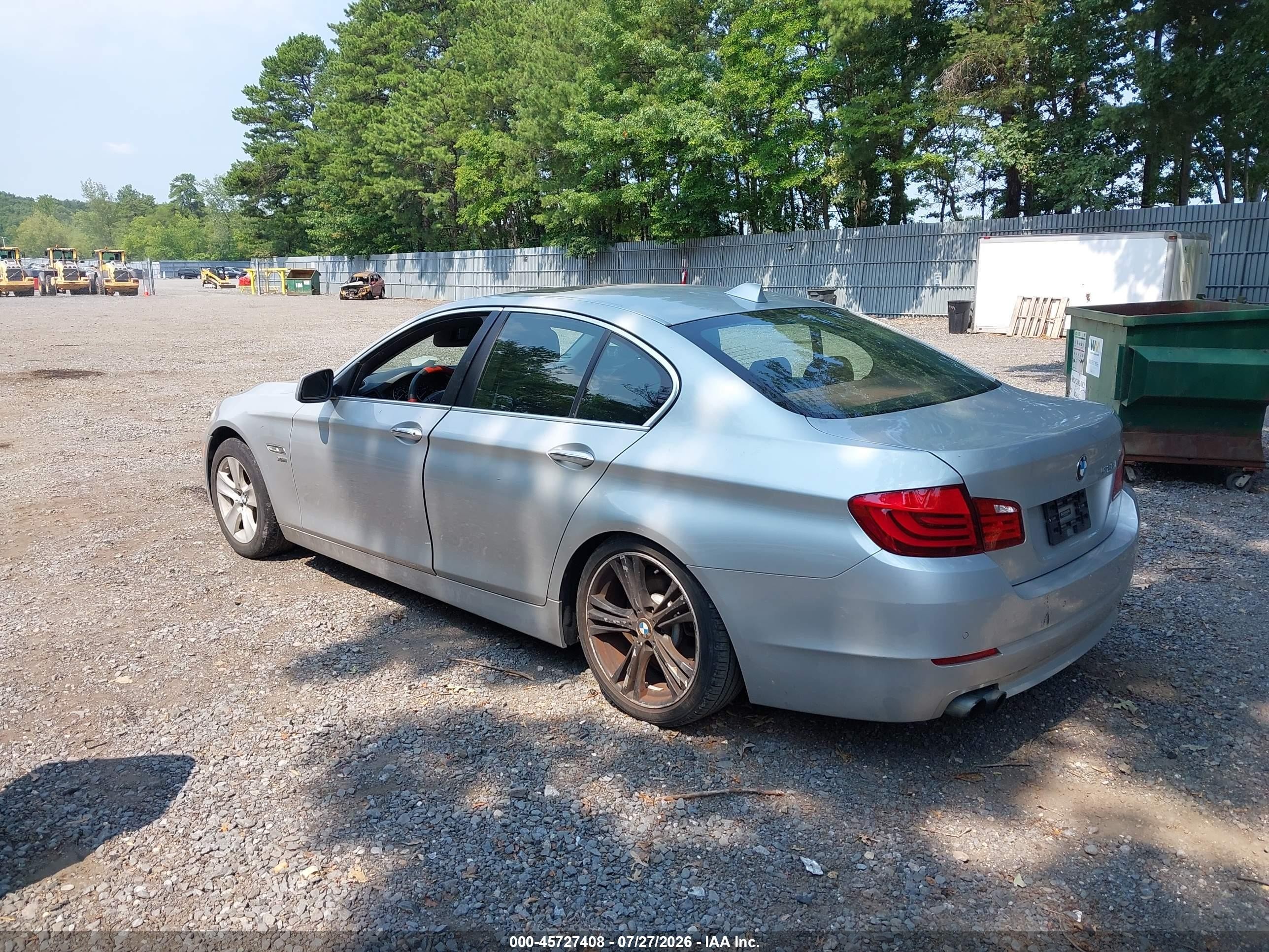 2012 Bmw 528i Xdrive Silver vin: WBAXH5C57CDW07986