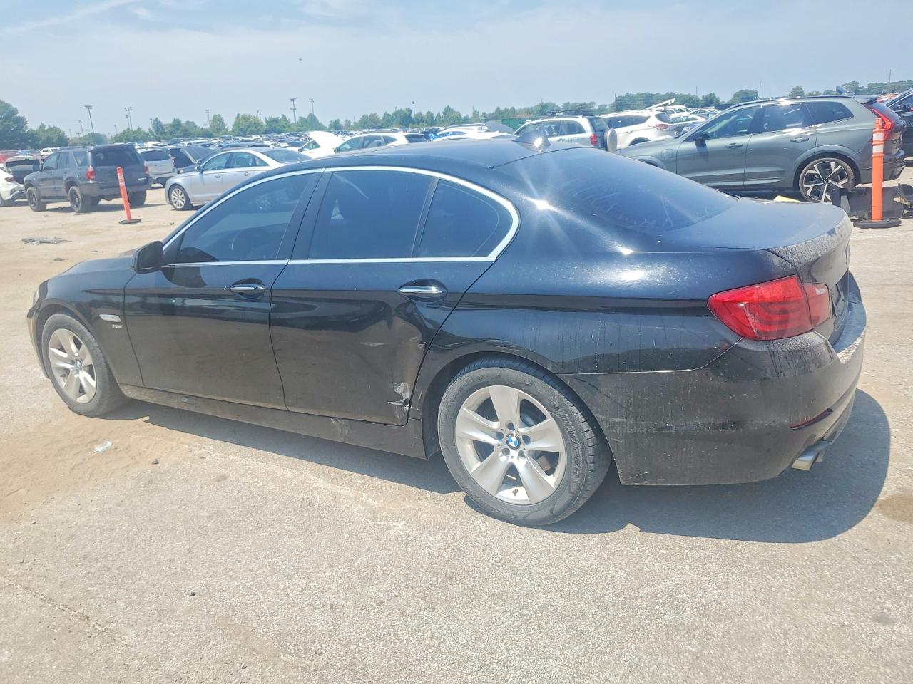 2012 Bmw 528 Xi Black vin: WBAXH5C57CDW09608
