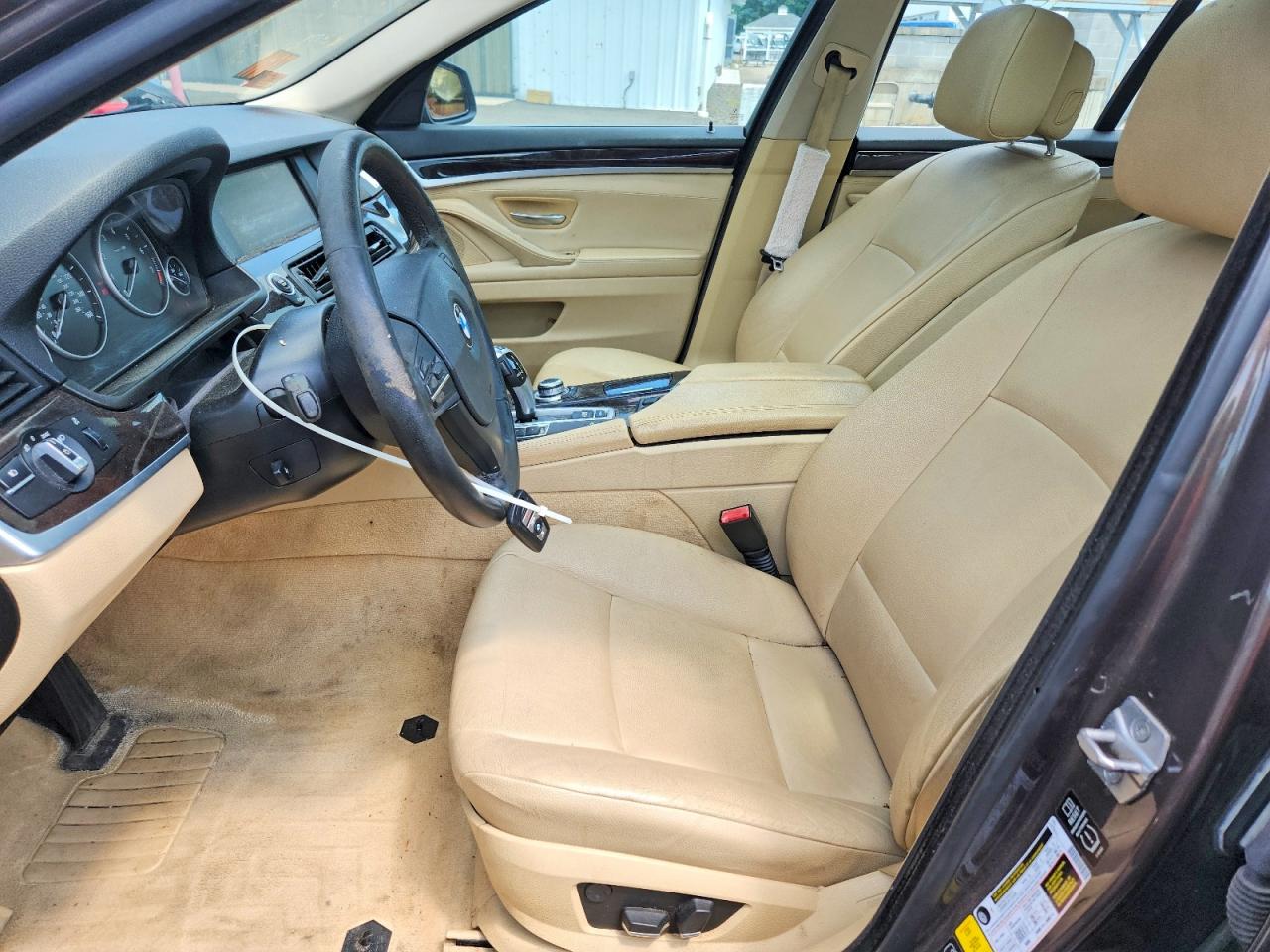 2013 Bmw 528 Xi Серый vin: WBAXH5C57DD111443