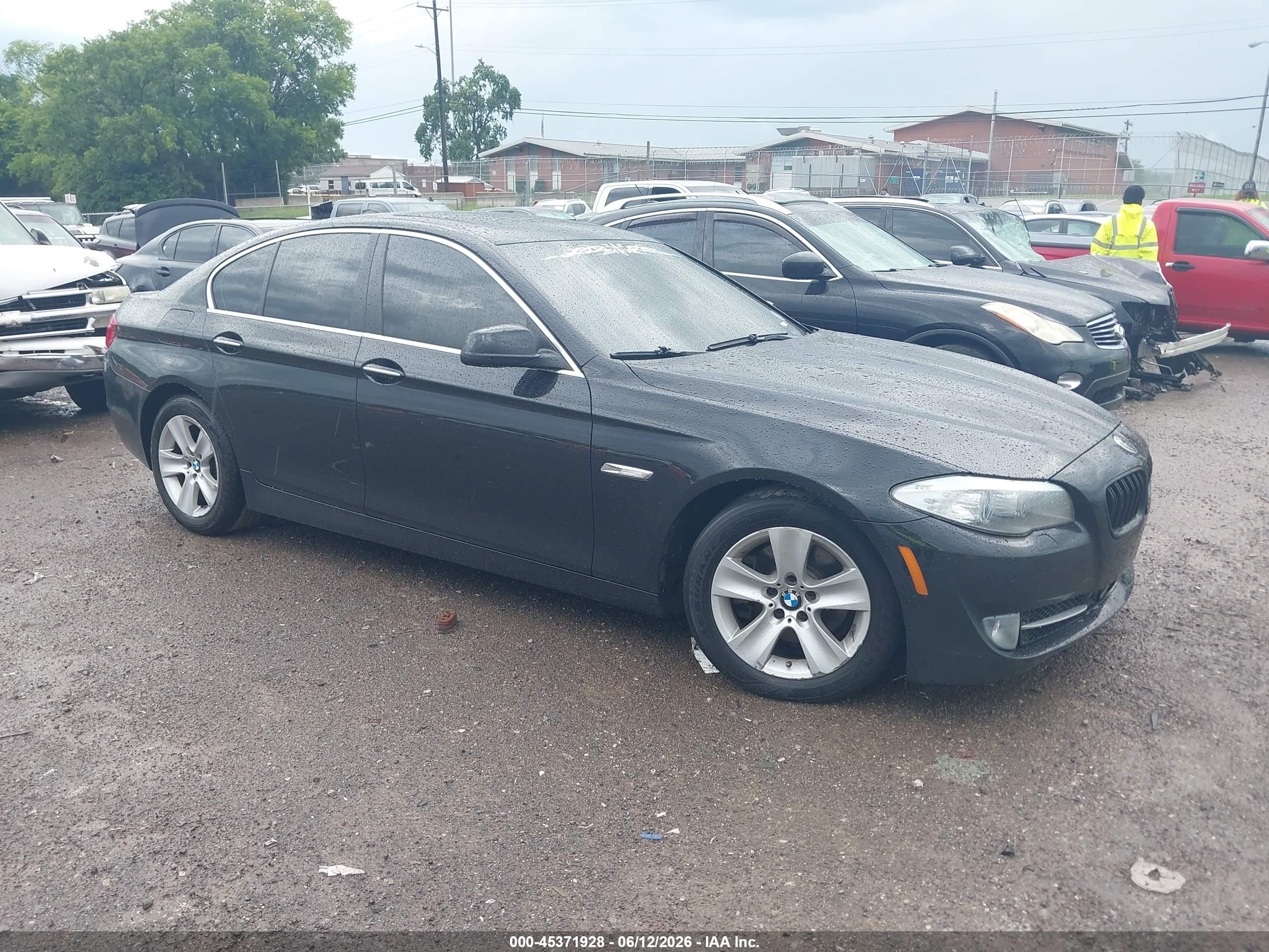 2013 Bmw 528i Xdrive Black vin: WBAXH5C57DD112477