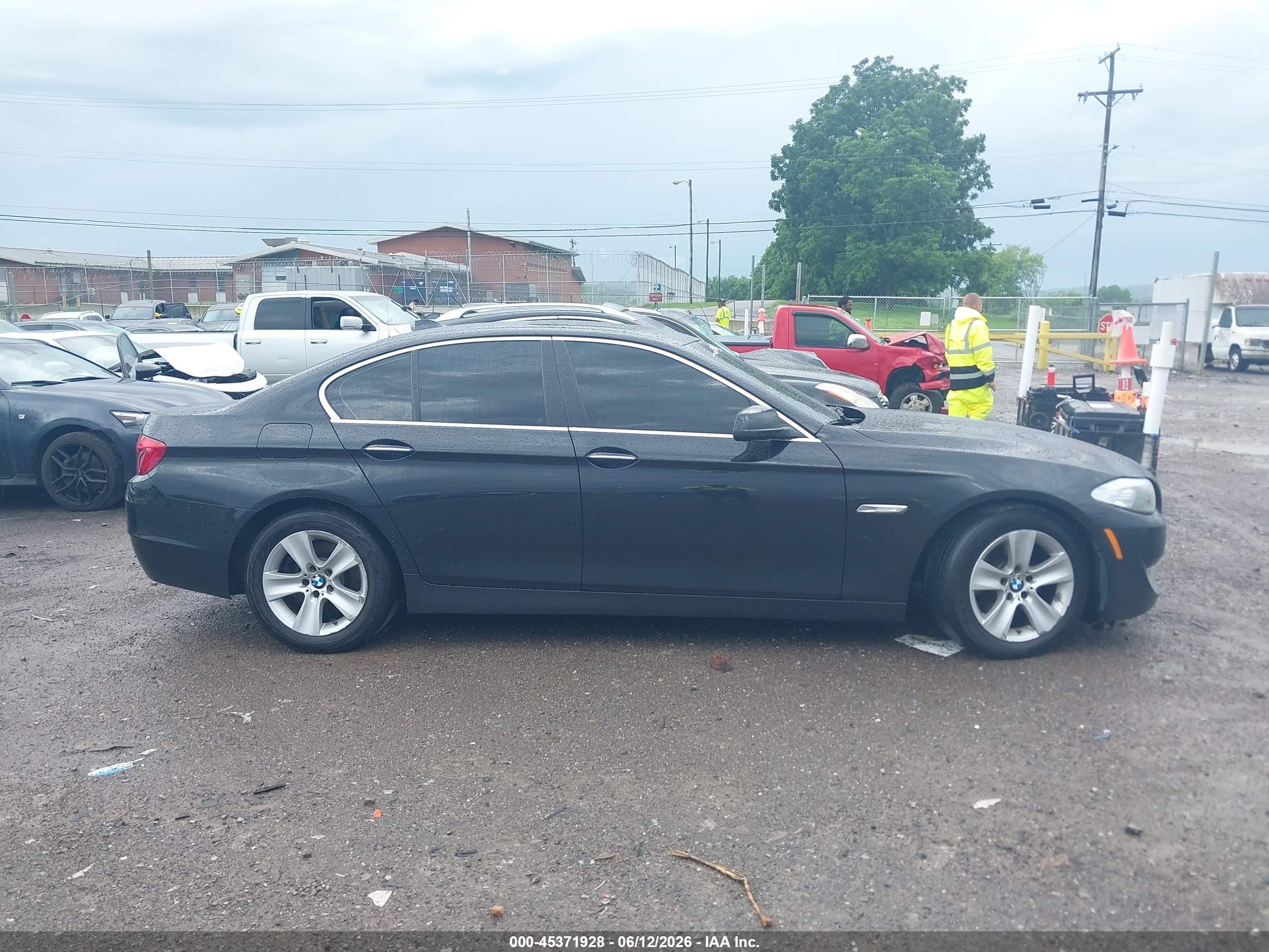 2013 Bmw 528i Xdrive Black vin: WBAXH5C57DD112477