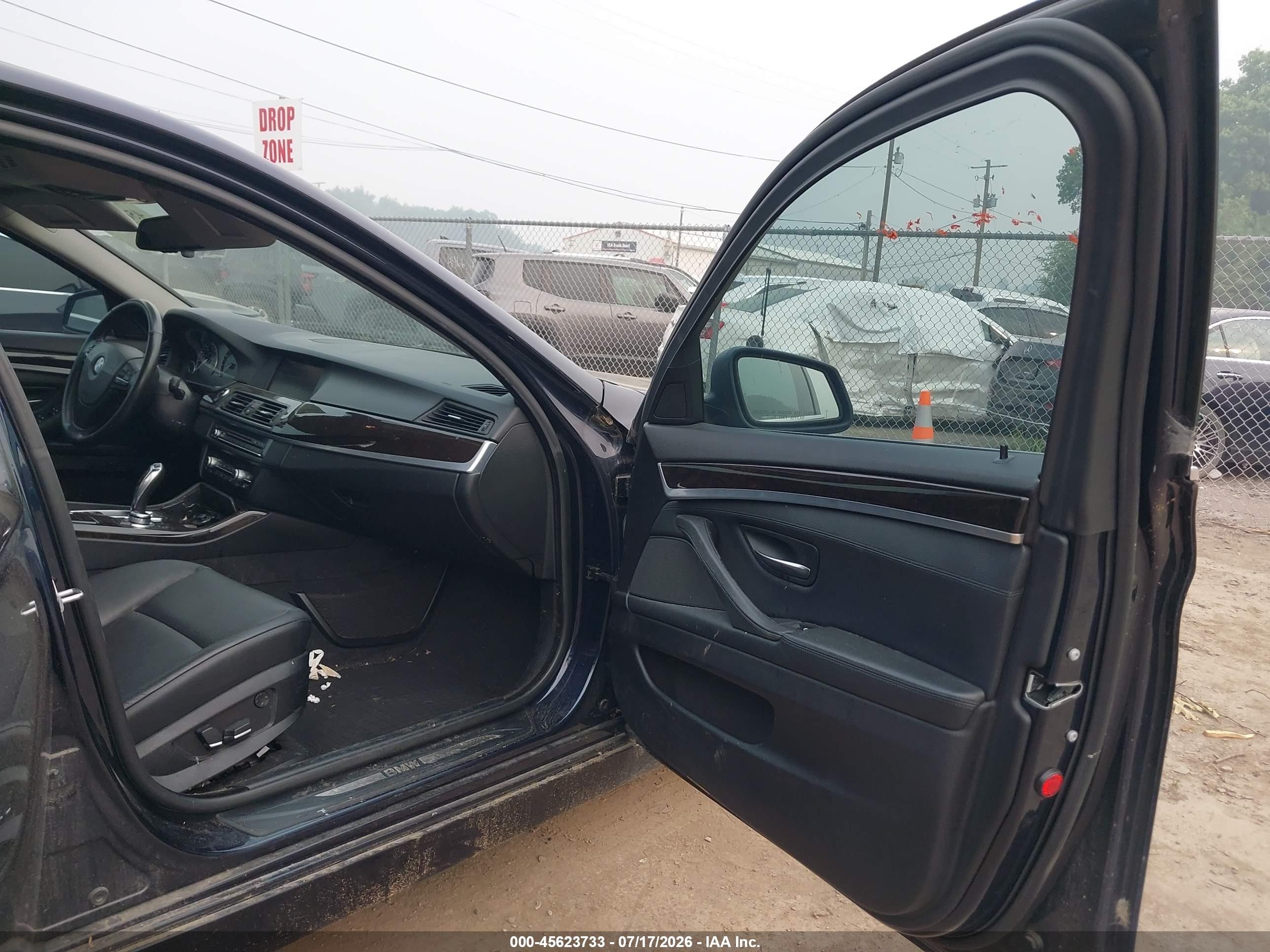 2013 Bmw 528i Xdrive Dark Blue vin: WBAXH5C57DD113032