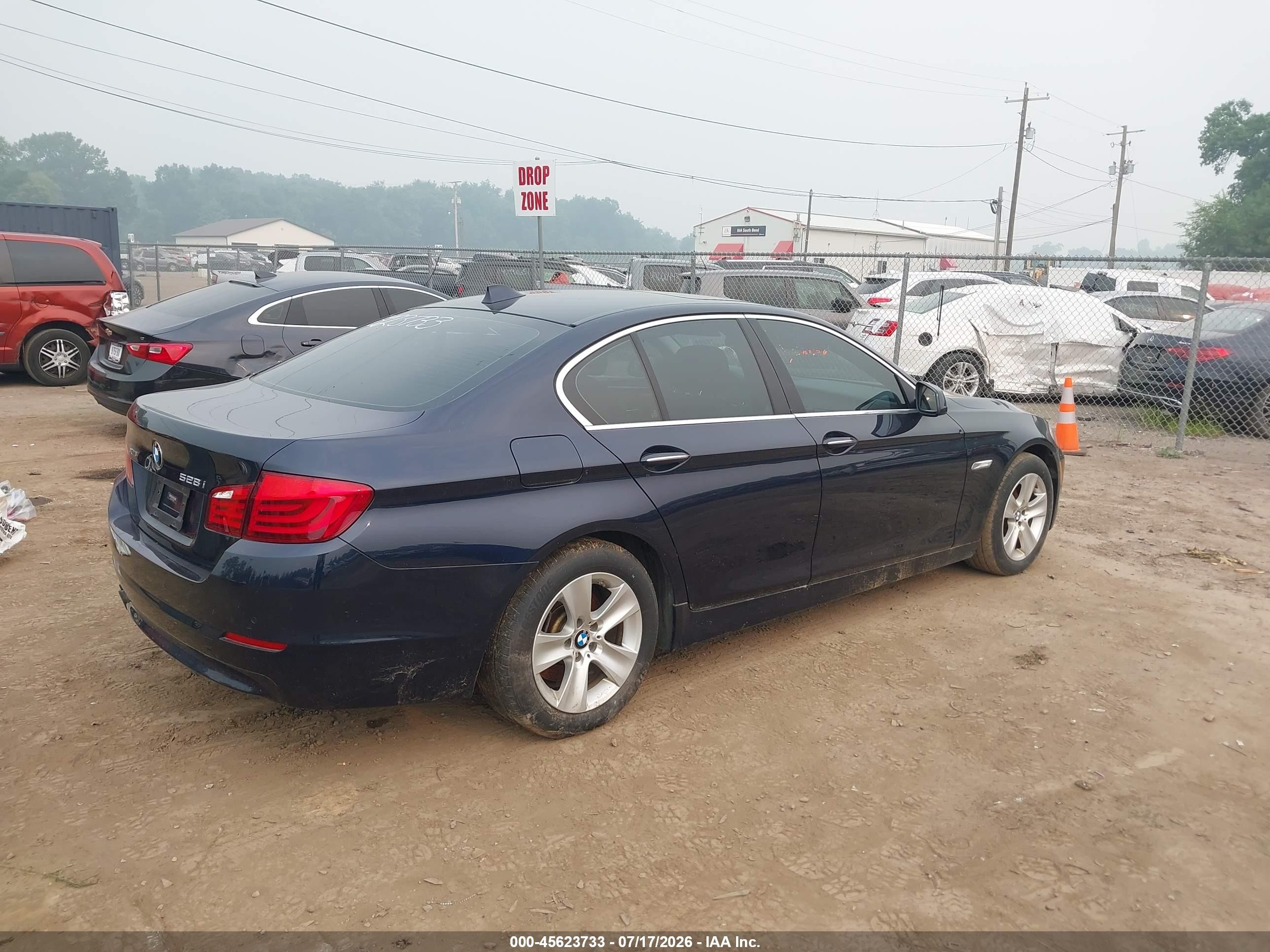 2013 Bmw 528i Xdrive Dark Blue vin: WBAXH5C57DD113032