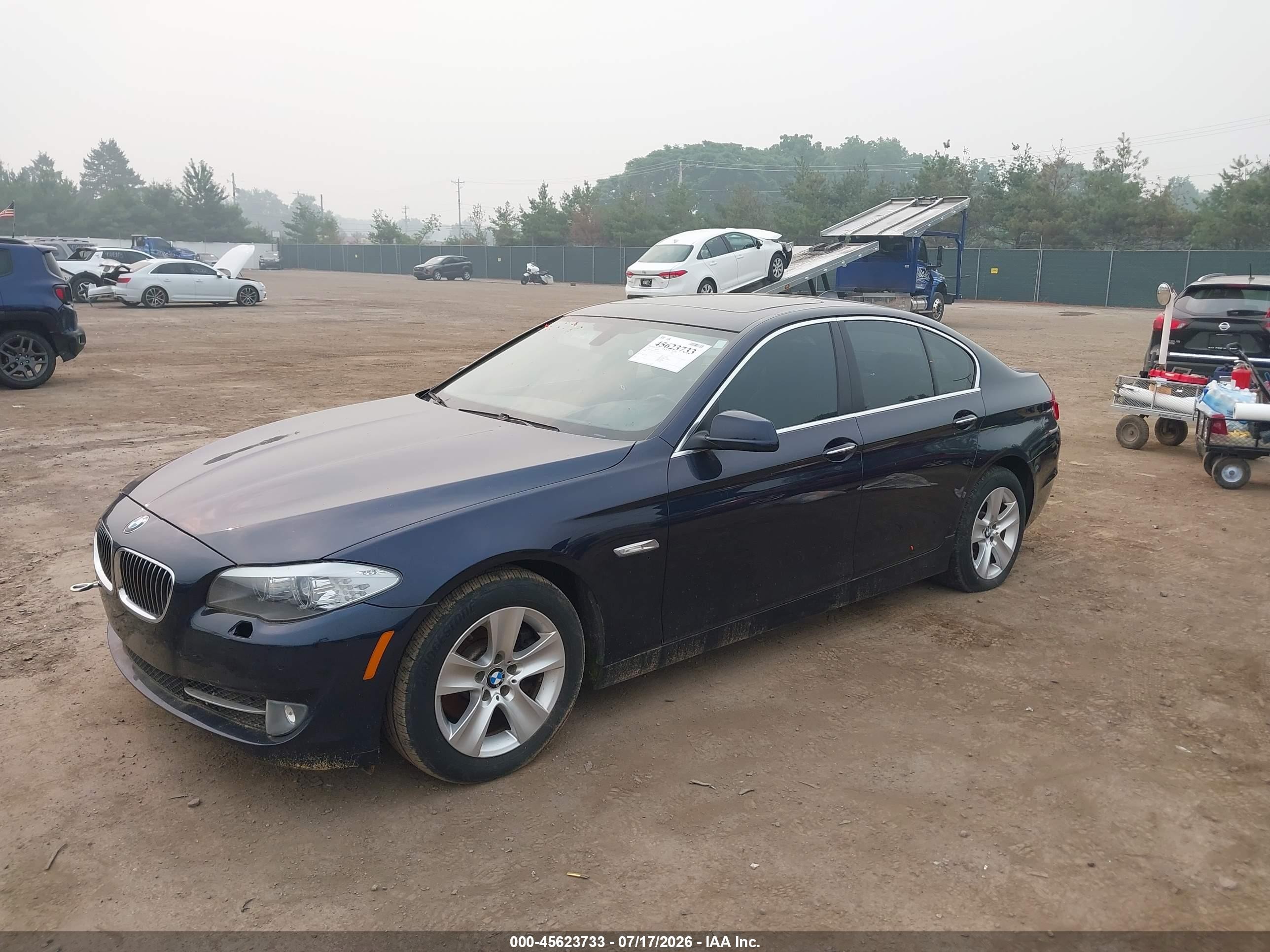 2013 Bmw 528i Xdrive Dark Blue vin: WBAXH5C57DD113032