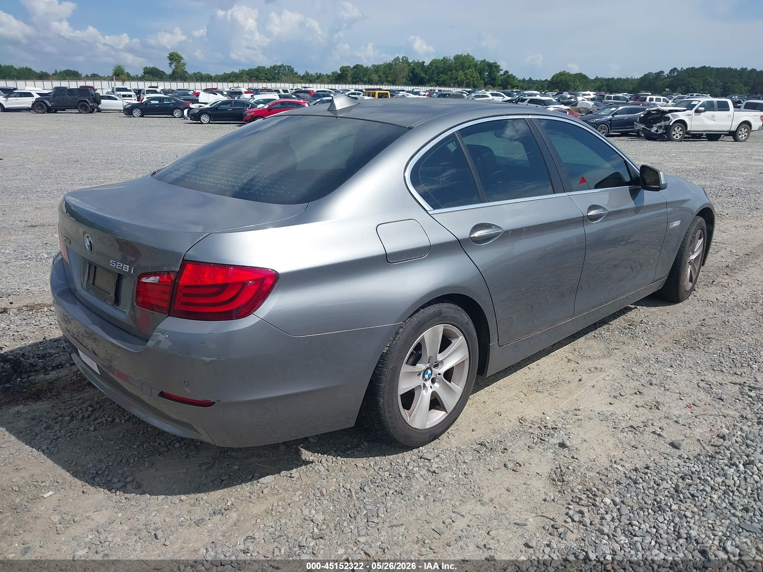 2013 Bmw 528i Xdrive Gray vin: WBAXH5C57DDW13000