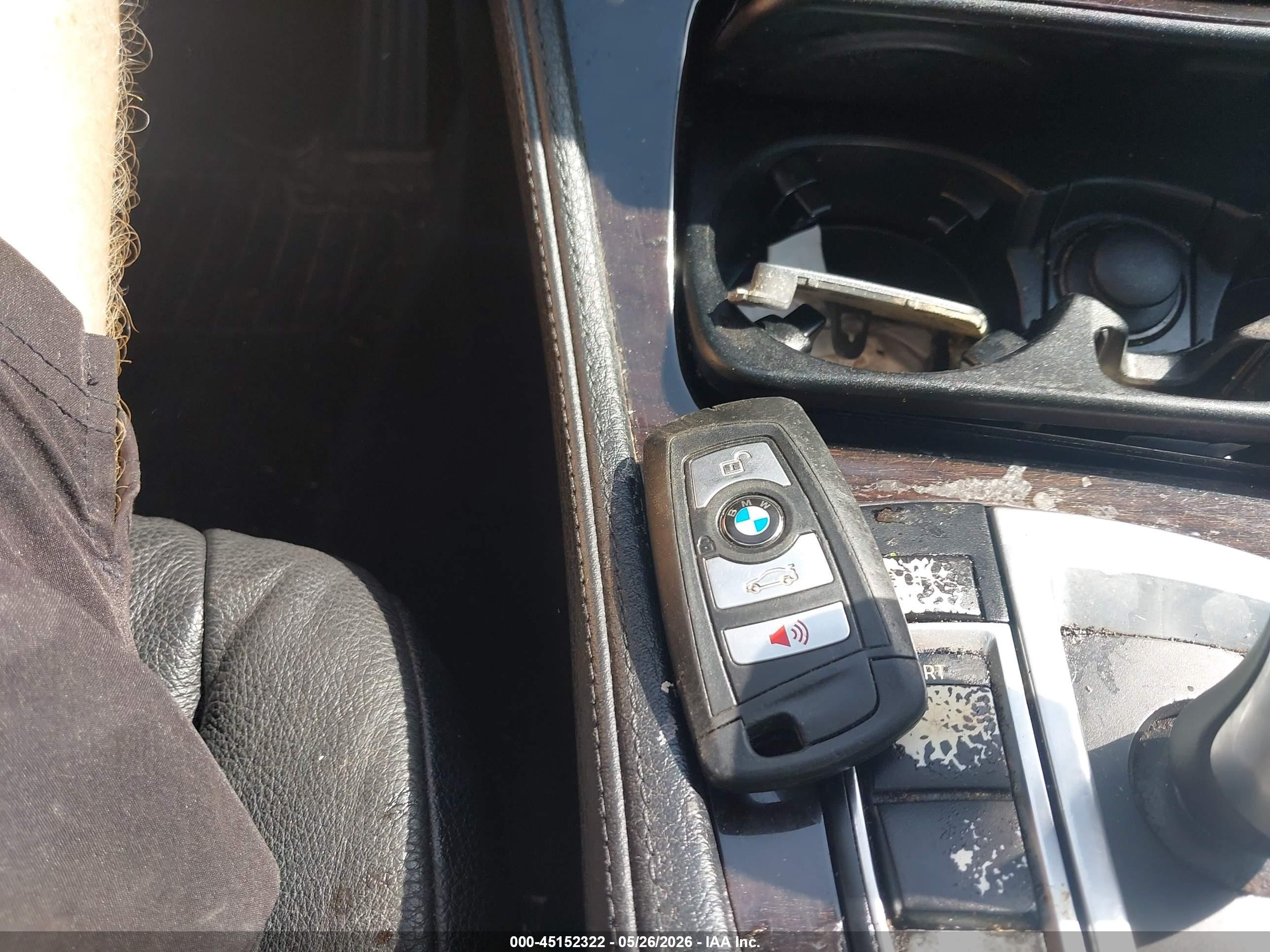 2013 Bmw 528i Xdrive Gray vin: WBAXH5C57DDW13000