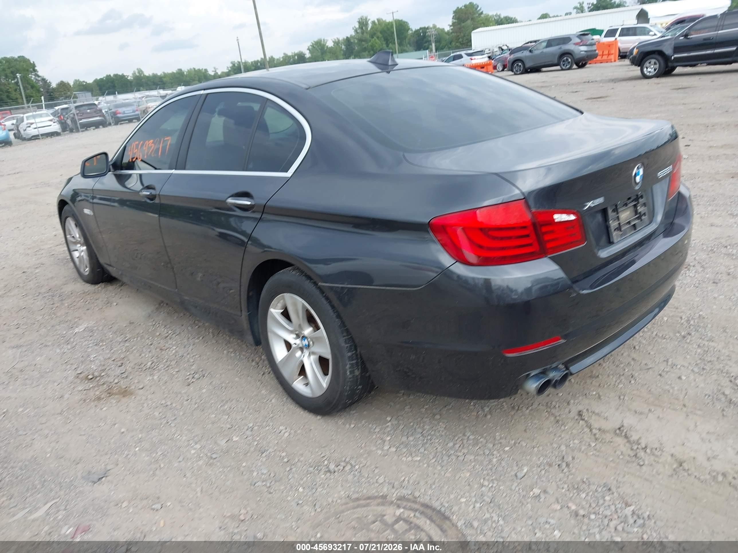 2013 Bmw 528i Xdrive Gray vin: WBAXH5C57DDW14129