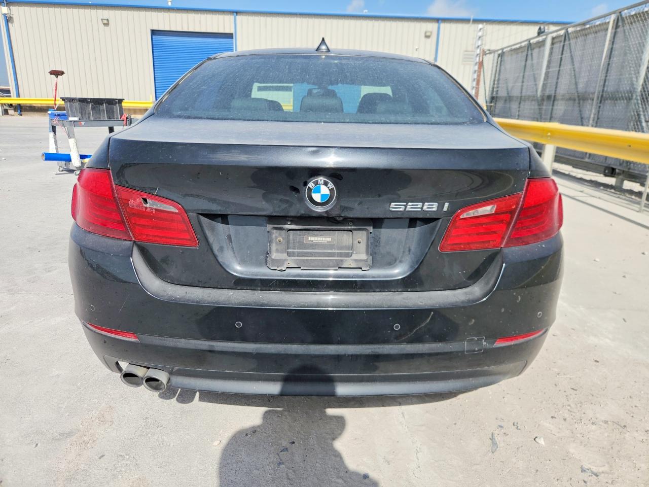 2012 Bmw 528 Xi Black vin: WBAXH5C58CDW02196