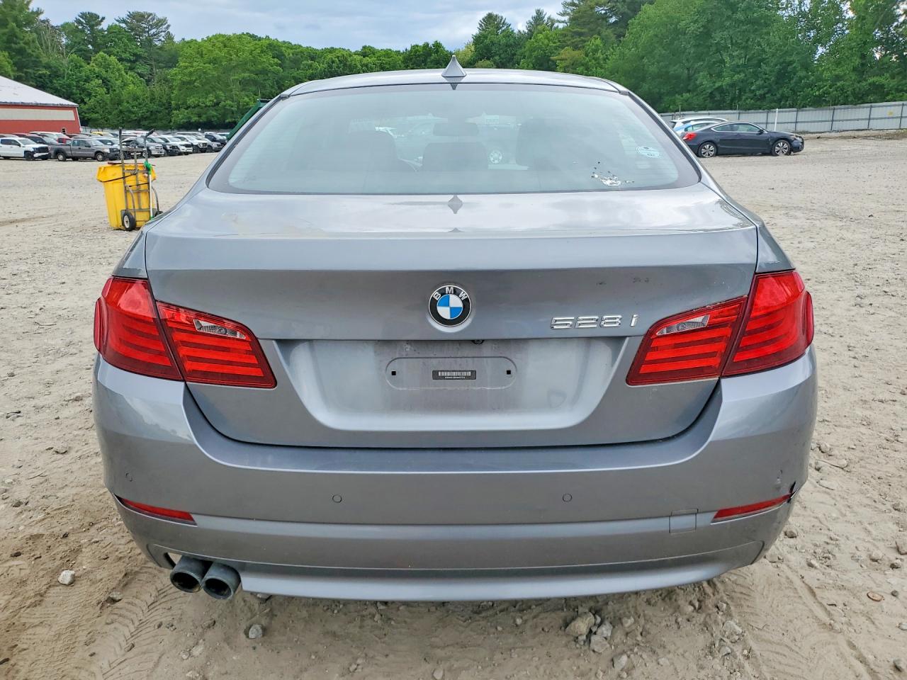 2012 Bmw 528 Xi Gray vin: WBAXH5C58CDW07978