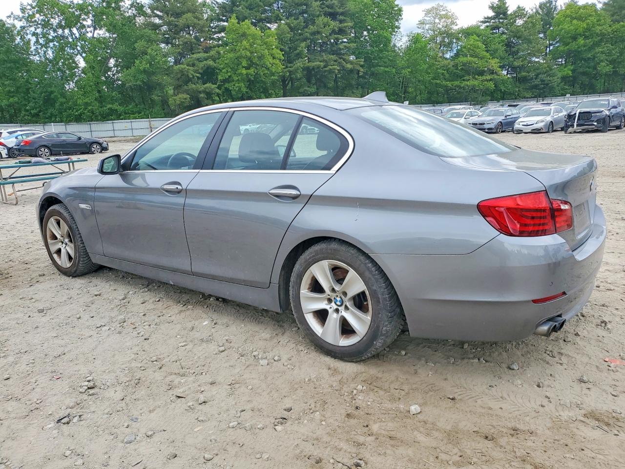 2012 Bmw 528 Xi Gray vin: WBAXH5C58CDW07978