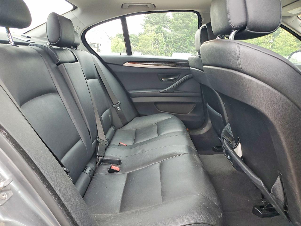 2012 Bmw 528 Xi Gray vin: WBAXH5C58CDW07978