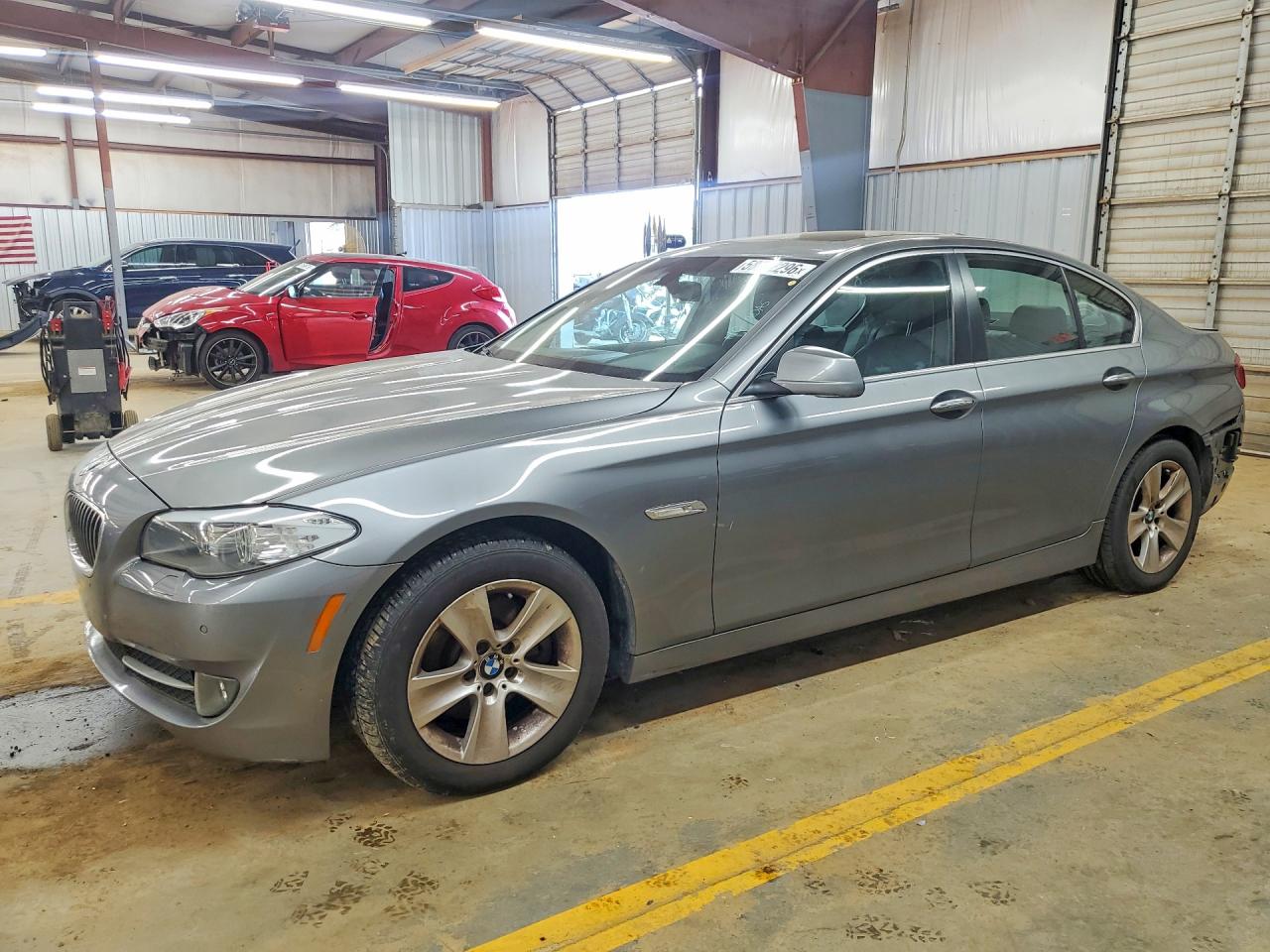 2013 Bmw 528 Xi Silver vin: WBAXH5C58DD108017