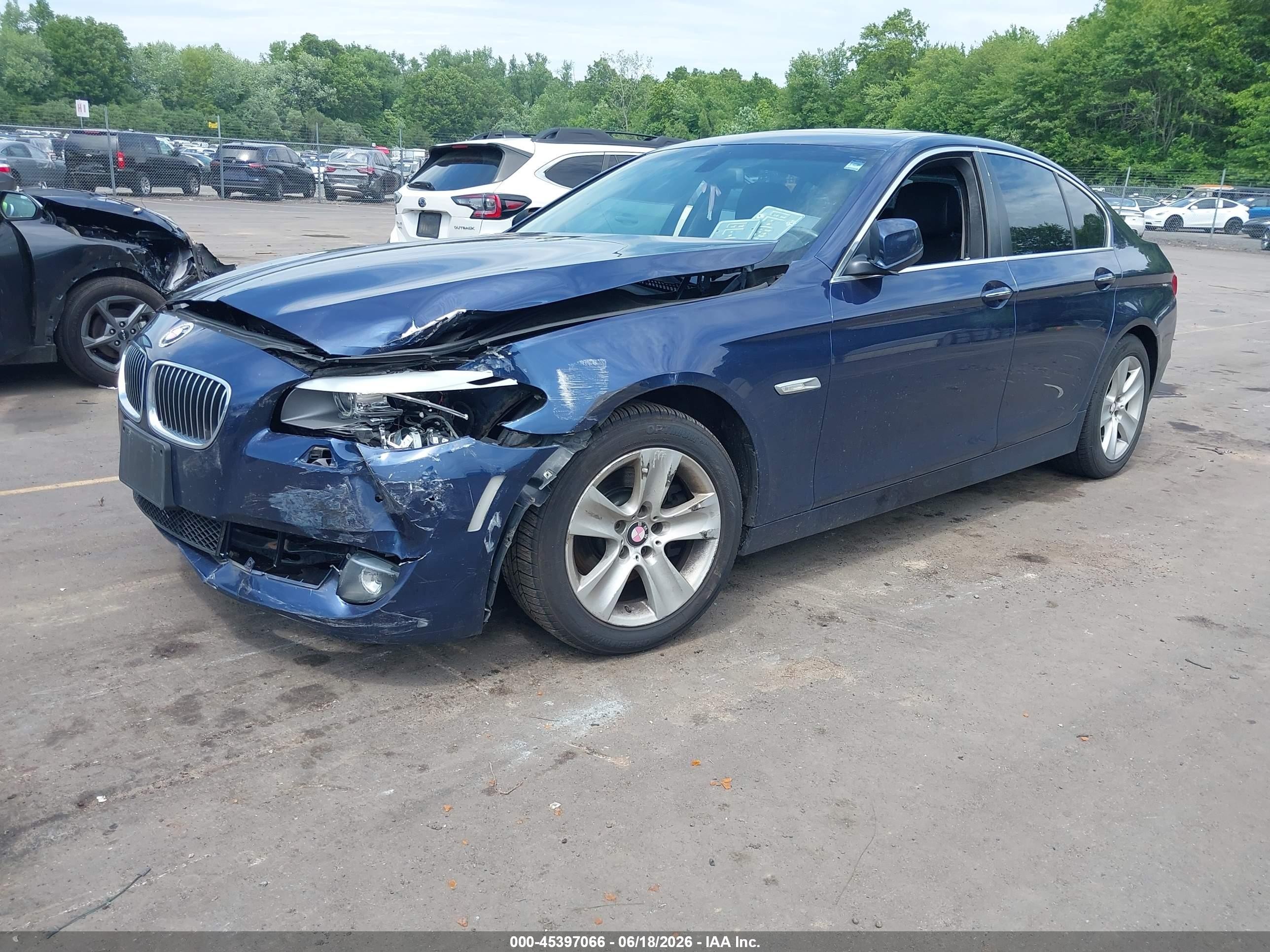 2013 Bmw 528i Xdrive Blue vin: WBAXH5C58DD109846