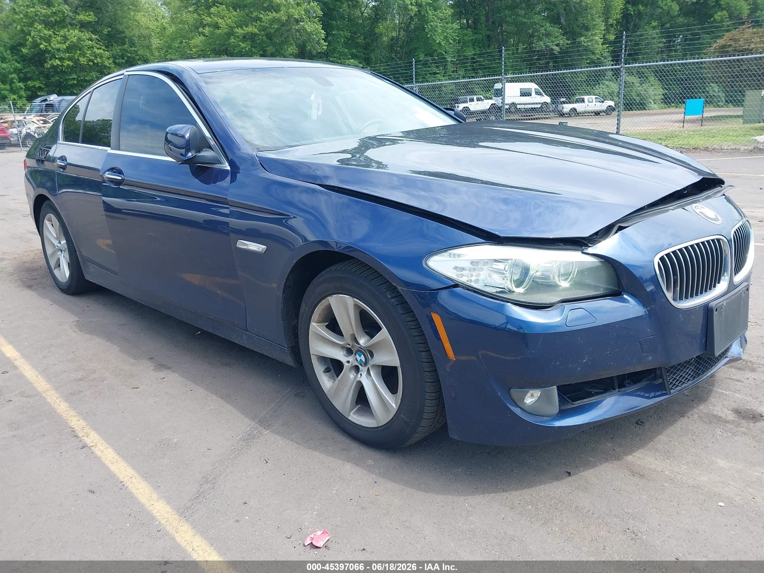 2013 Bmw 528i Xdrive Blue vin: WBAXH5C58DD109846