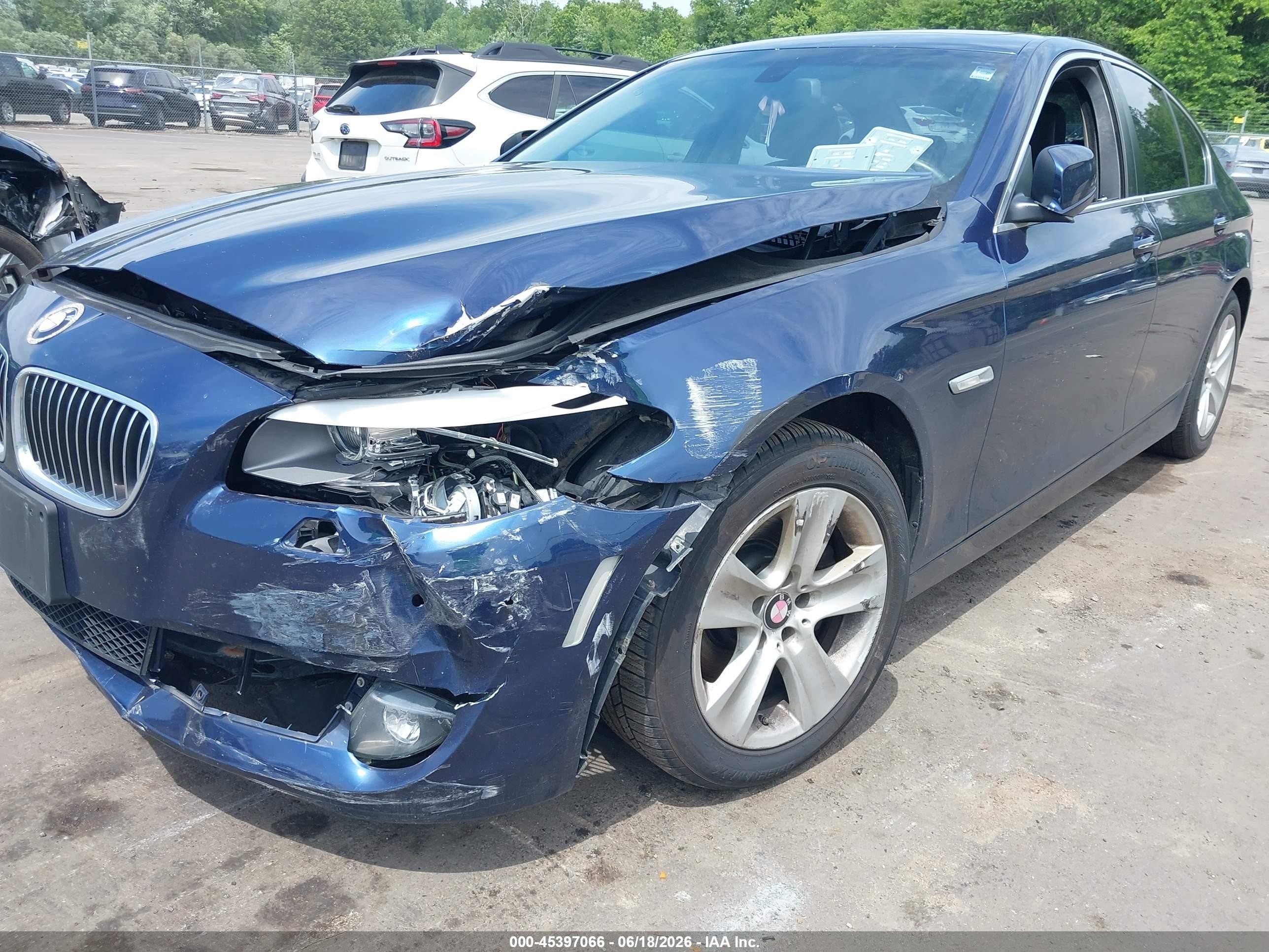 2013 Bmw 528i Xdrive Blue vin: WBAXH5C58DD109846