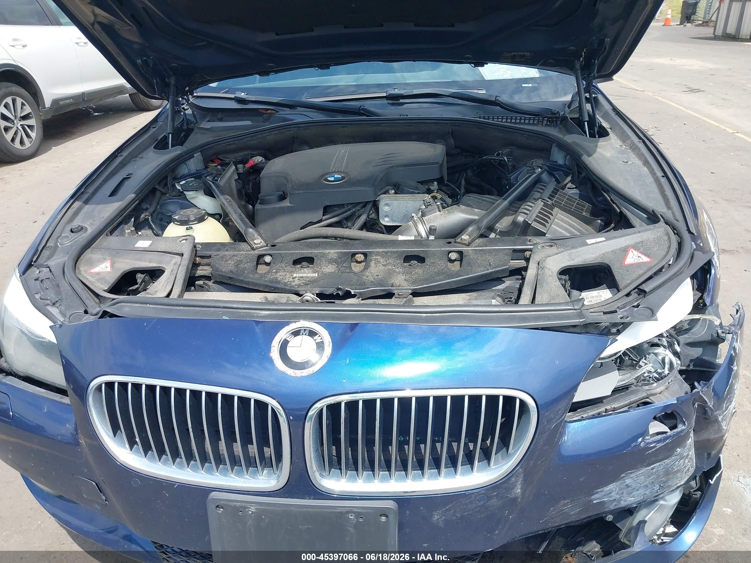 2013 Bmw 528i Xdrive Blue vin: WBAXH5C58DD109846