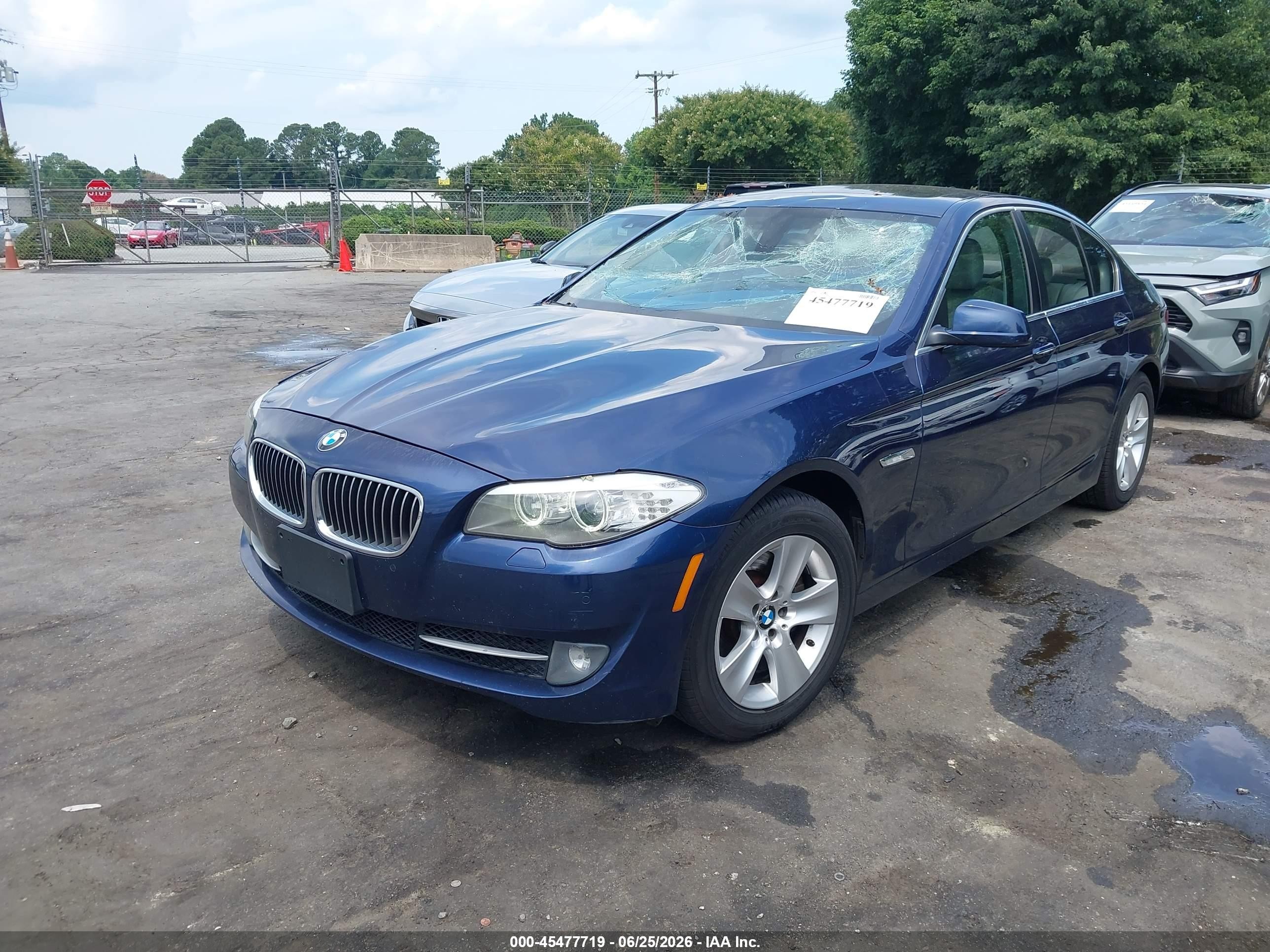 2013 Bmw 528i Xdrive Blue vin: WBAXH5C58DD112651