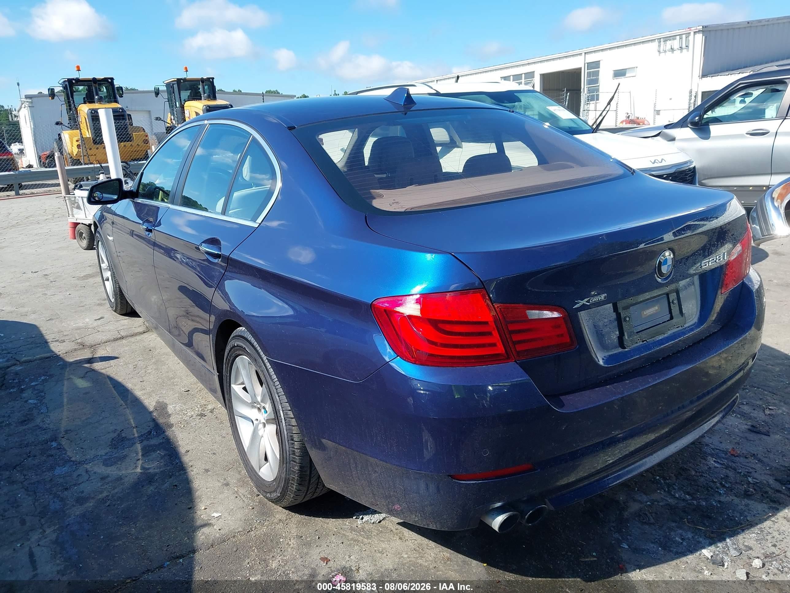 2013 Bmw 528i Xdrive Синий vin: WBAXH5C58DD112651