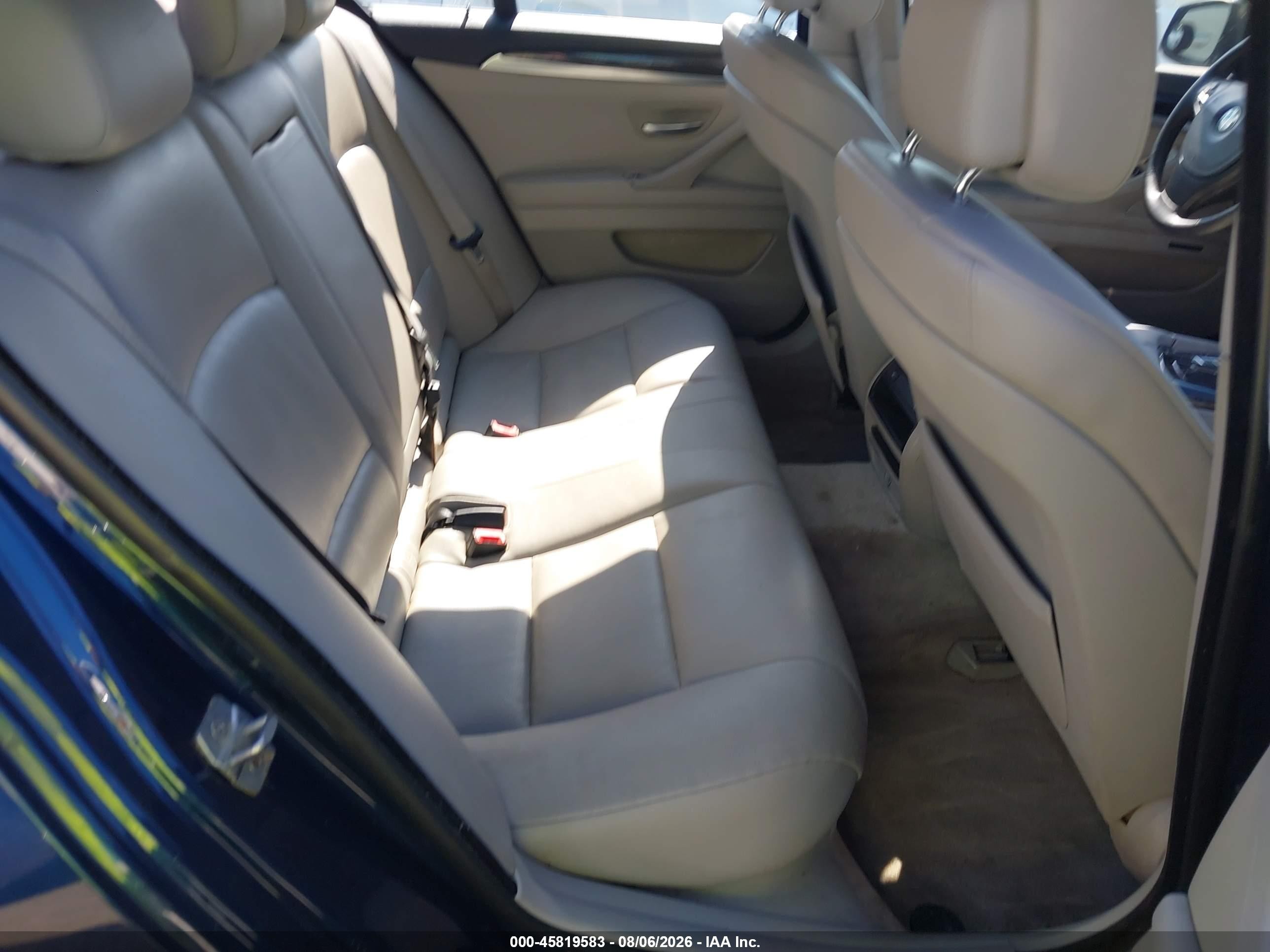 2013 Bmw 528i Xdrive Синий vin: WBAXH5C58DD112651