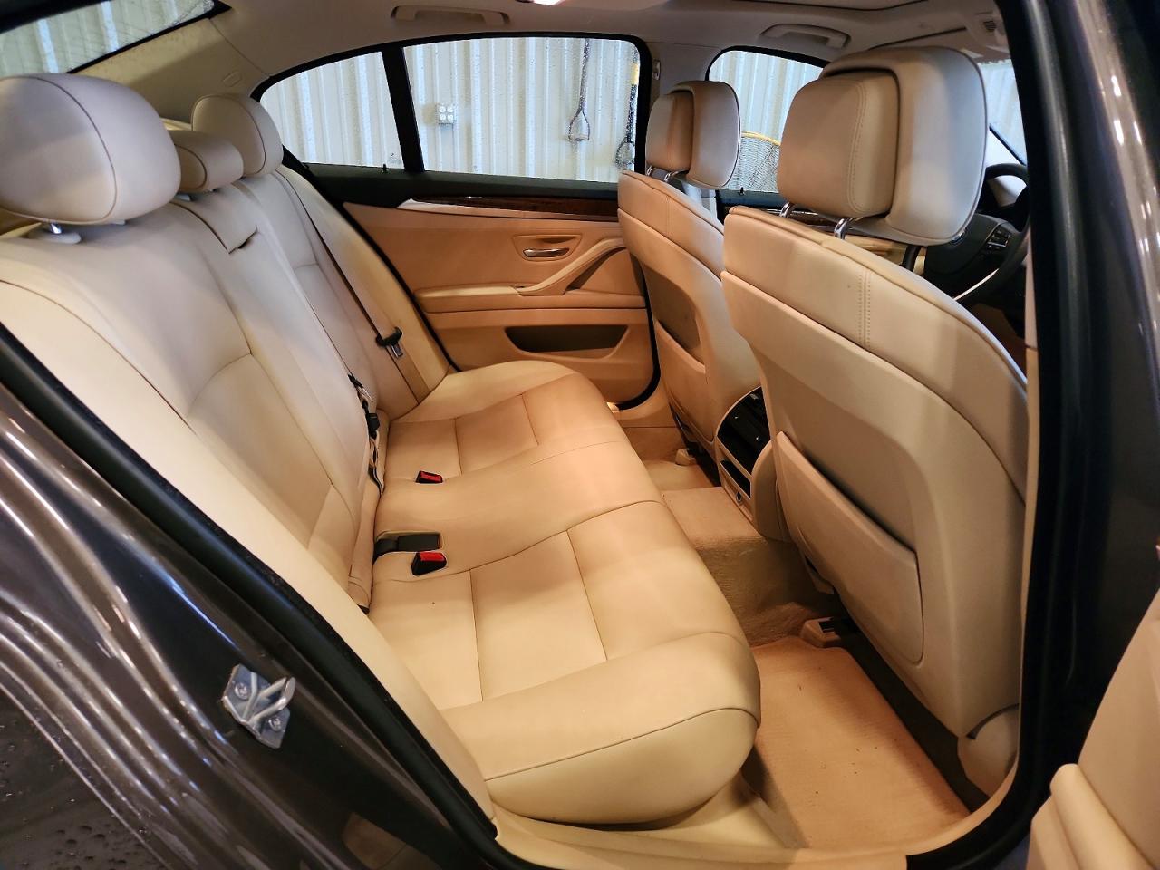 2013 Bmw 528 Xi Brown vin: WBAXH5C58DD112892