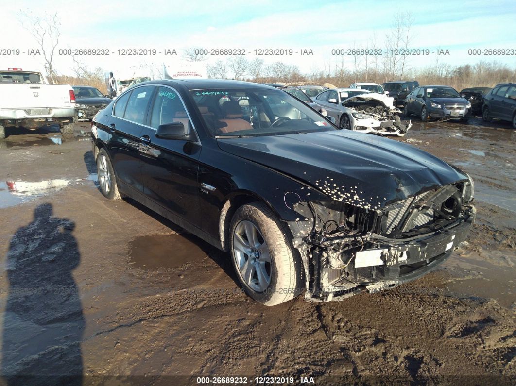 2012 Bmw 528 Xi vin: WBAXH5C59CDW06998